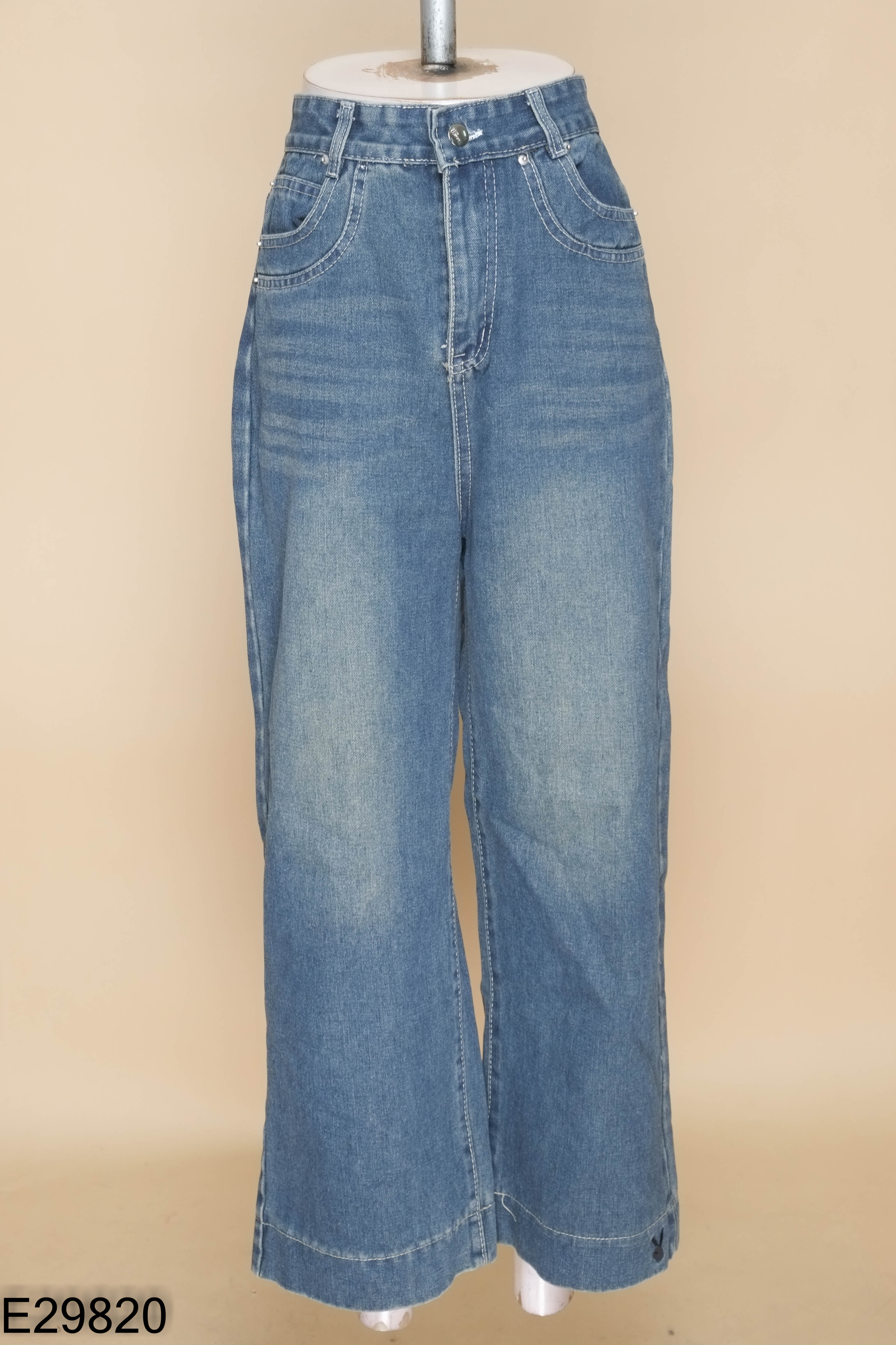 Quần jeans xanh đậm ống rộng