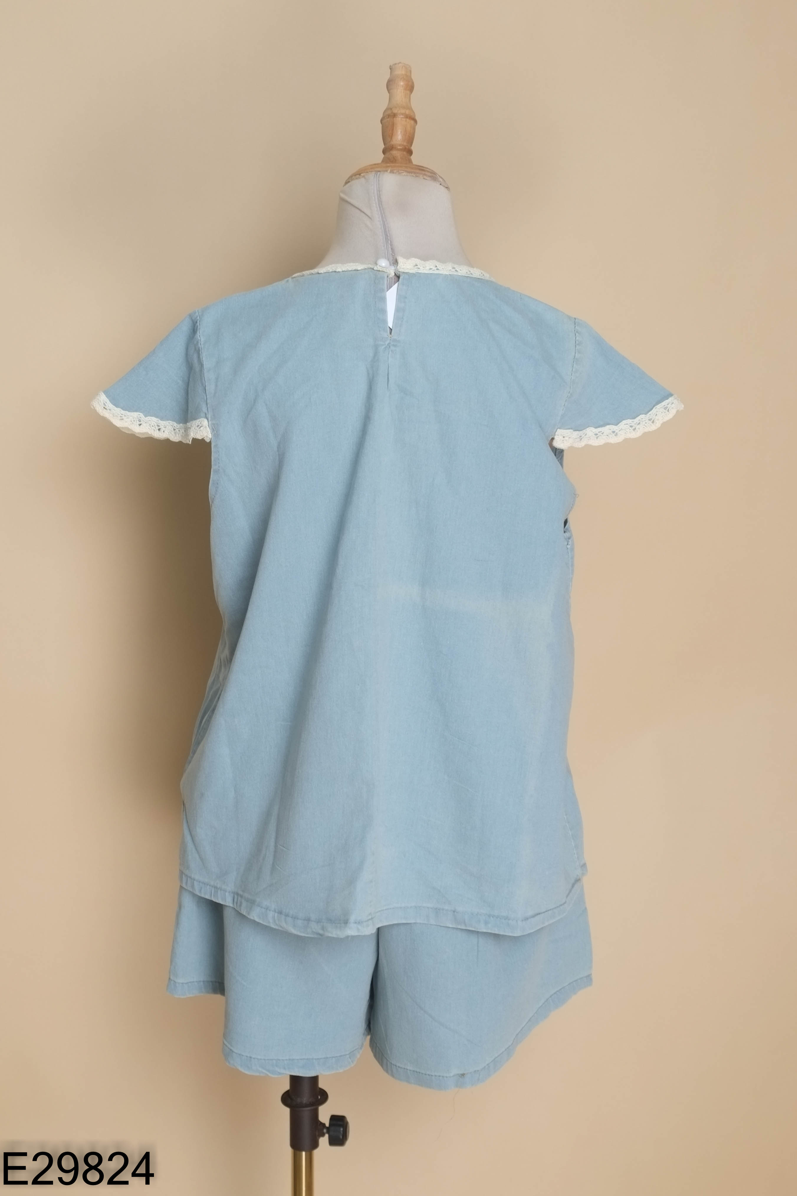 NEWTAG Set jeans xanh áo + quần shorts
