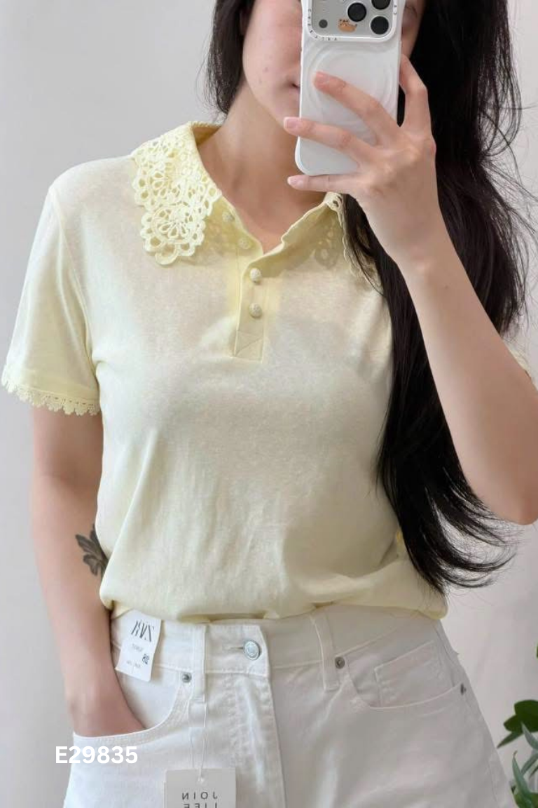 NEWTAG Áo vàng nhạt phối cổ ren