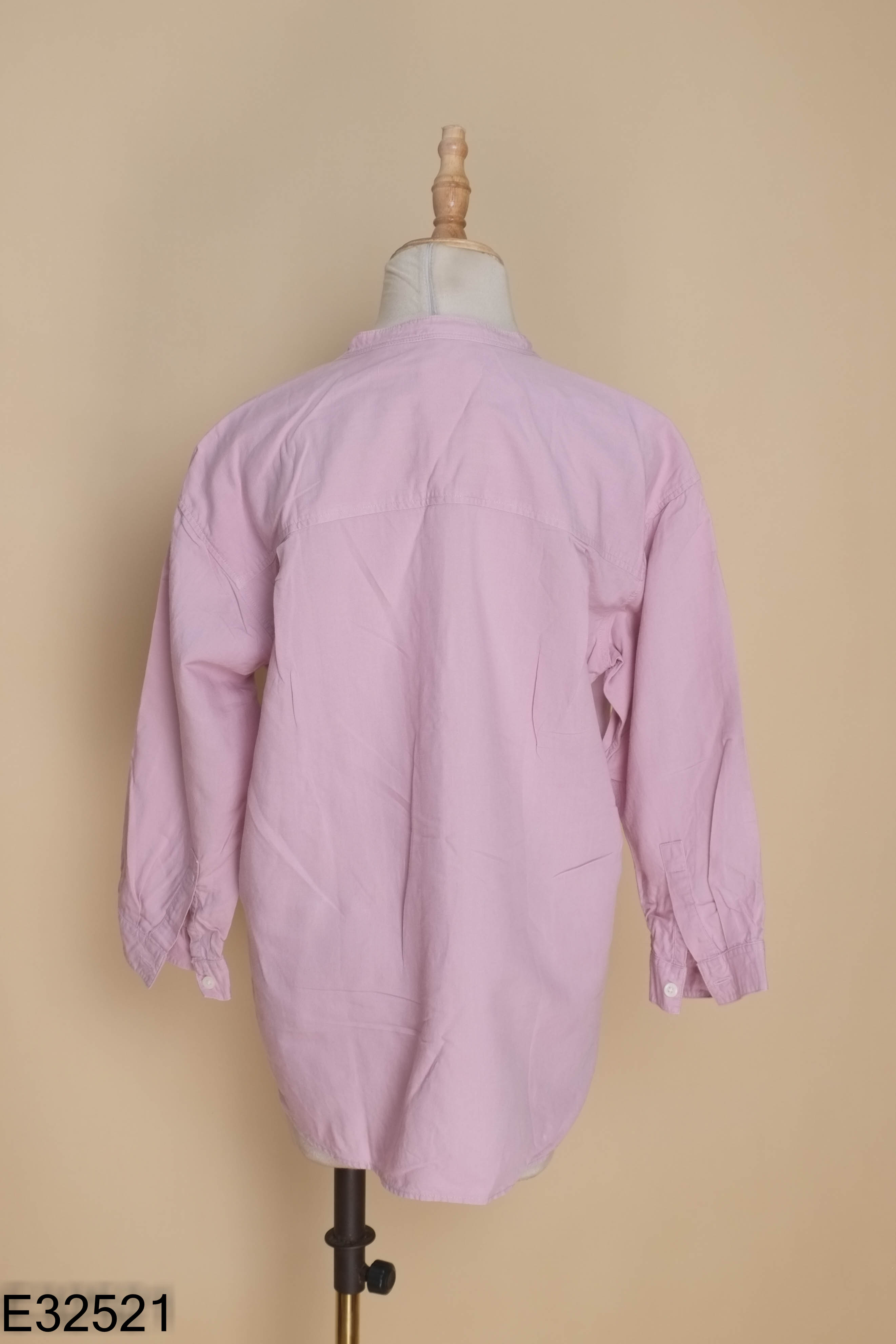 Áo sơ mi UNIQLO tím không cổ
