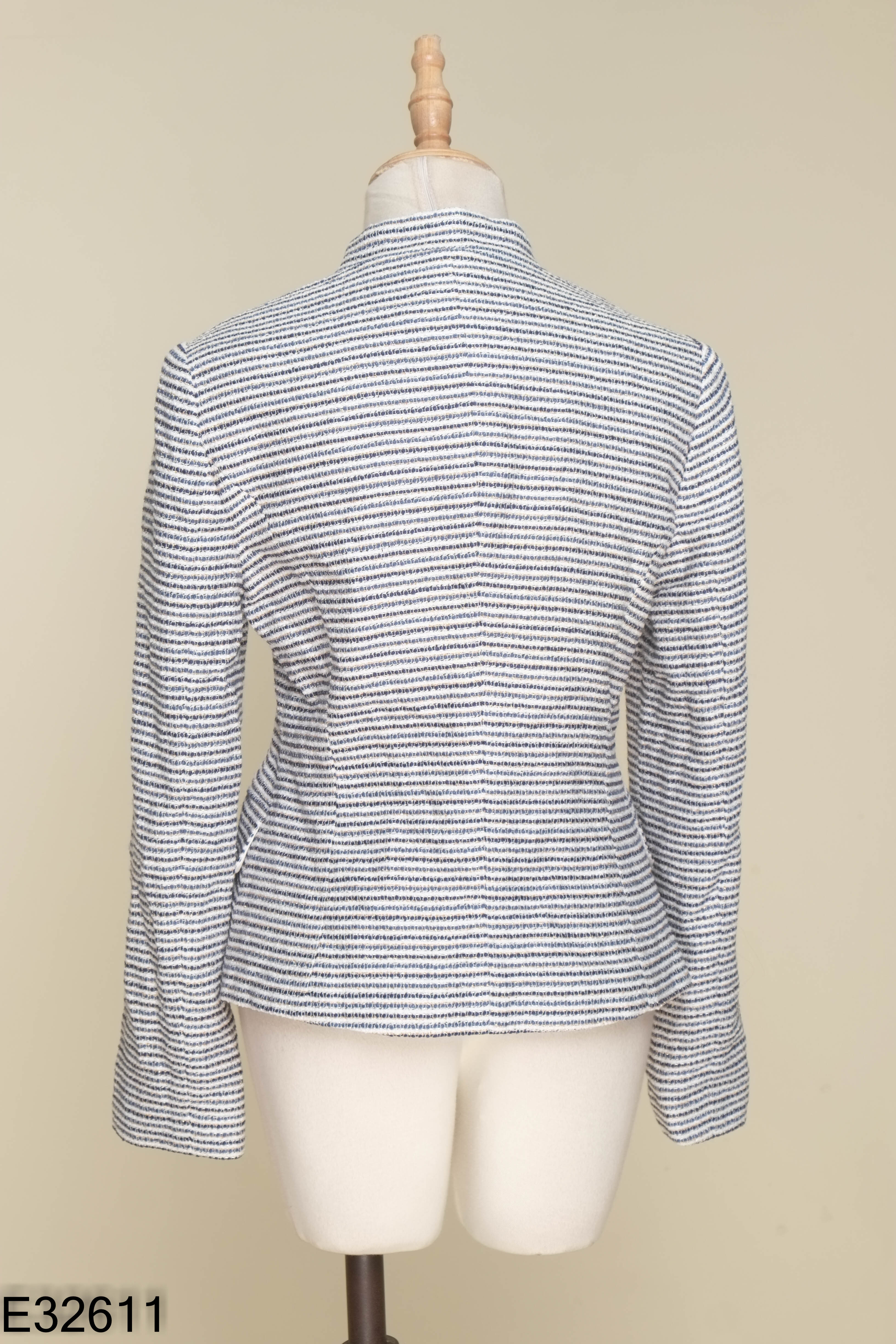 Áo khoác dạ len blazers trắng kẻ xanh