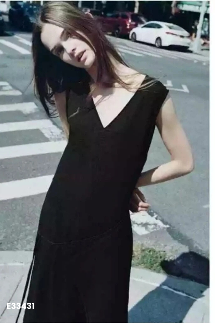 Váy ZARA sát nách linen đen