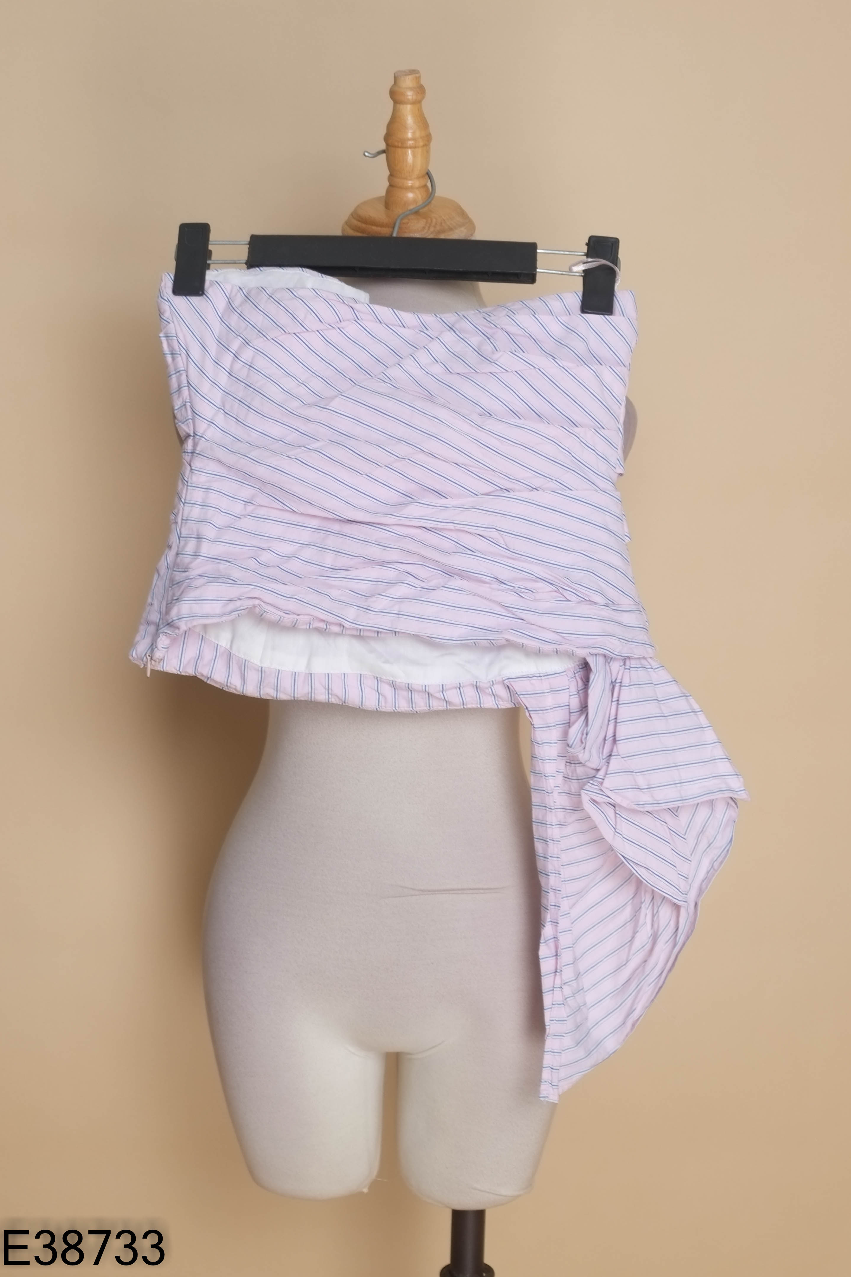 Áo cúp hồng ZARA kẻ