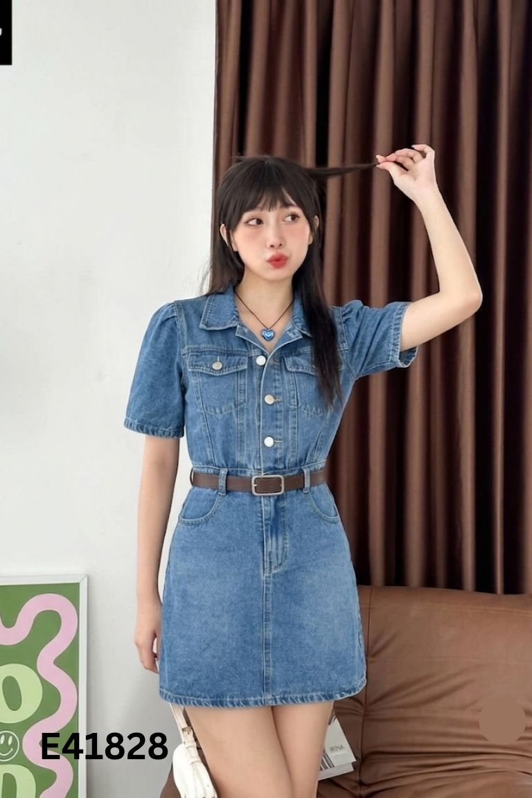 Váy jeans xanh phối thắt lưng