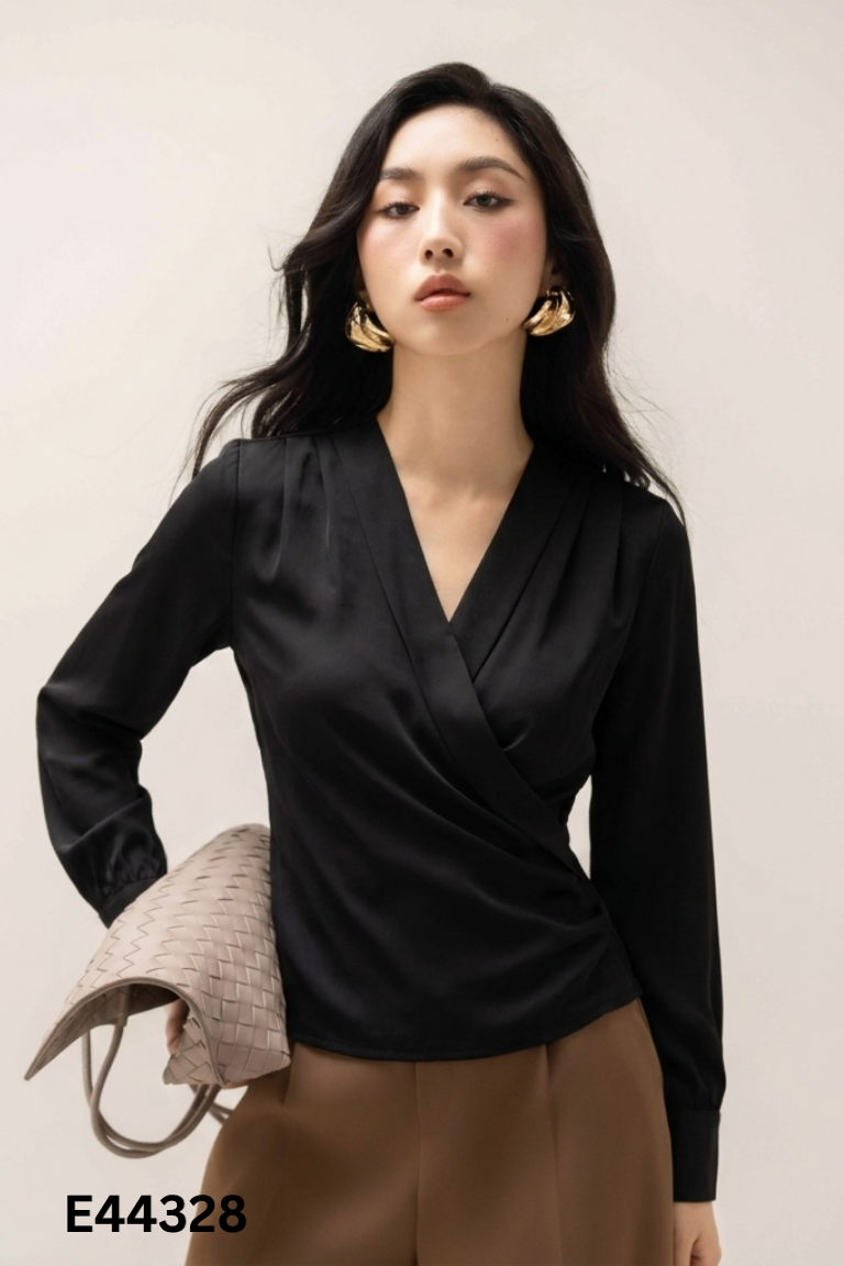 Áo lụa đen MYAN cổ V
