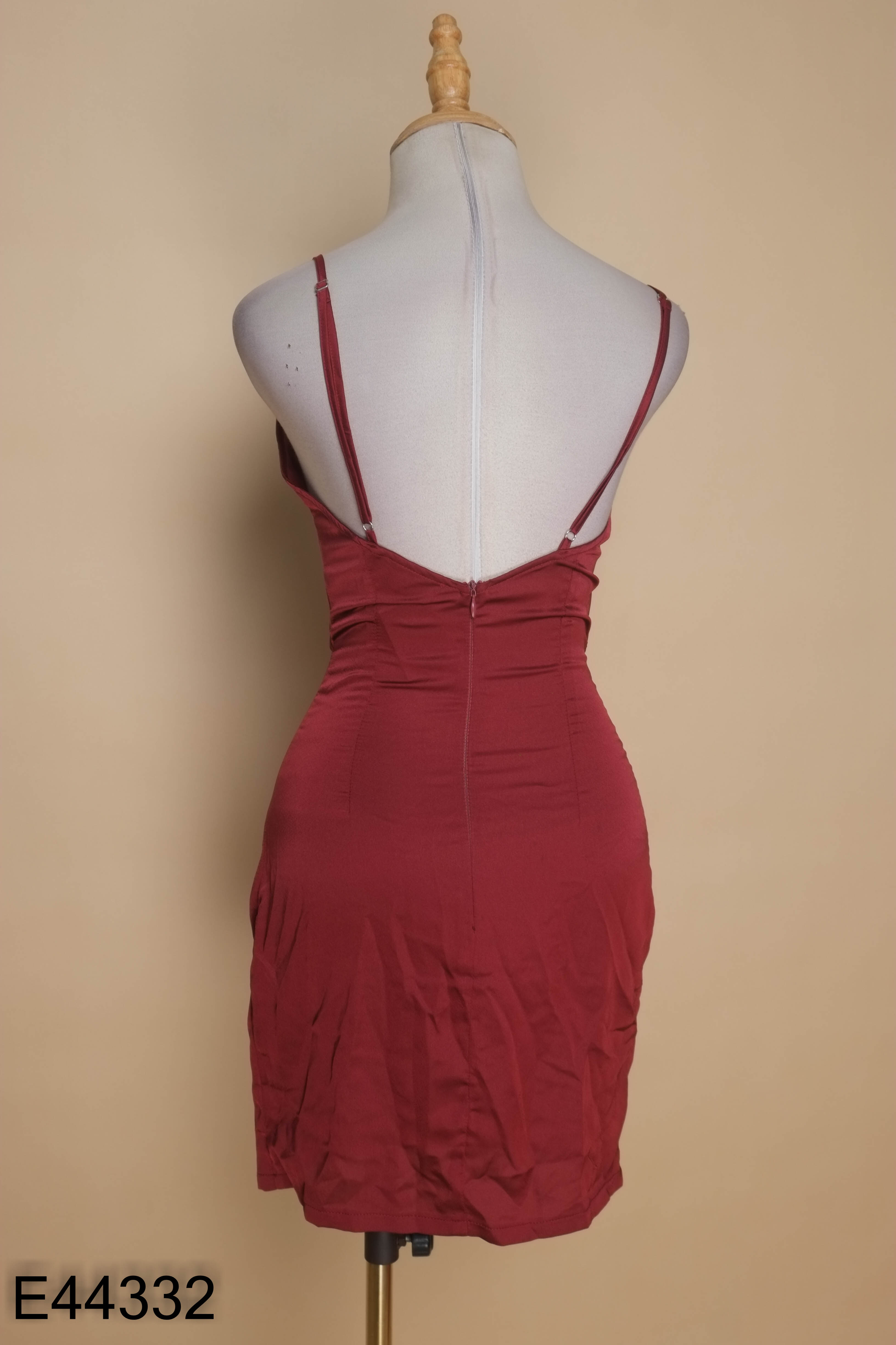 Váy ngủ đỏ PRETTY lụa ôm body
