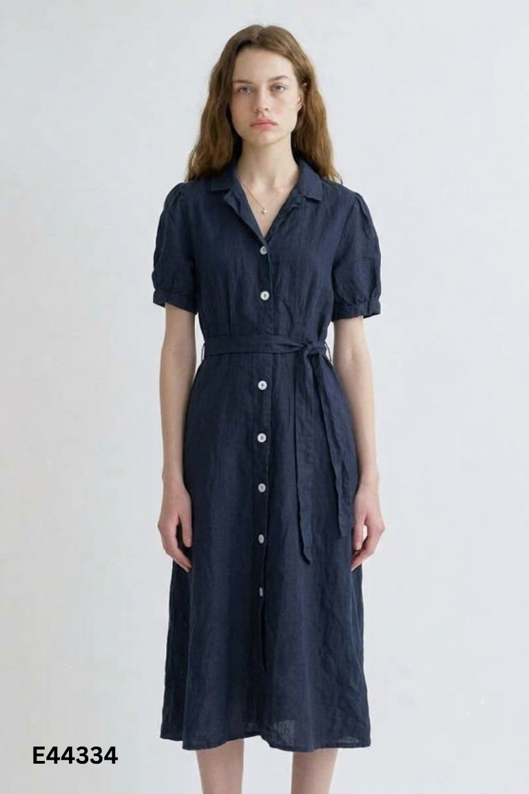 Váy linen xanh phối cúc
