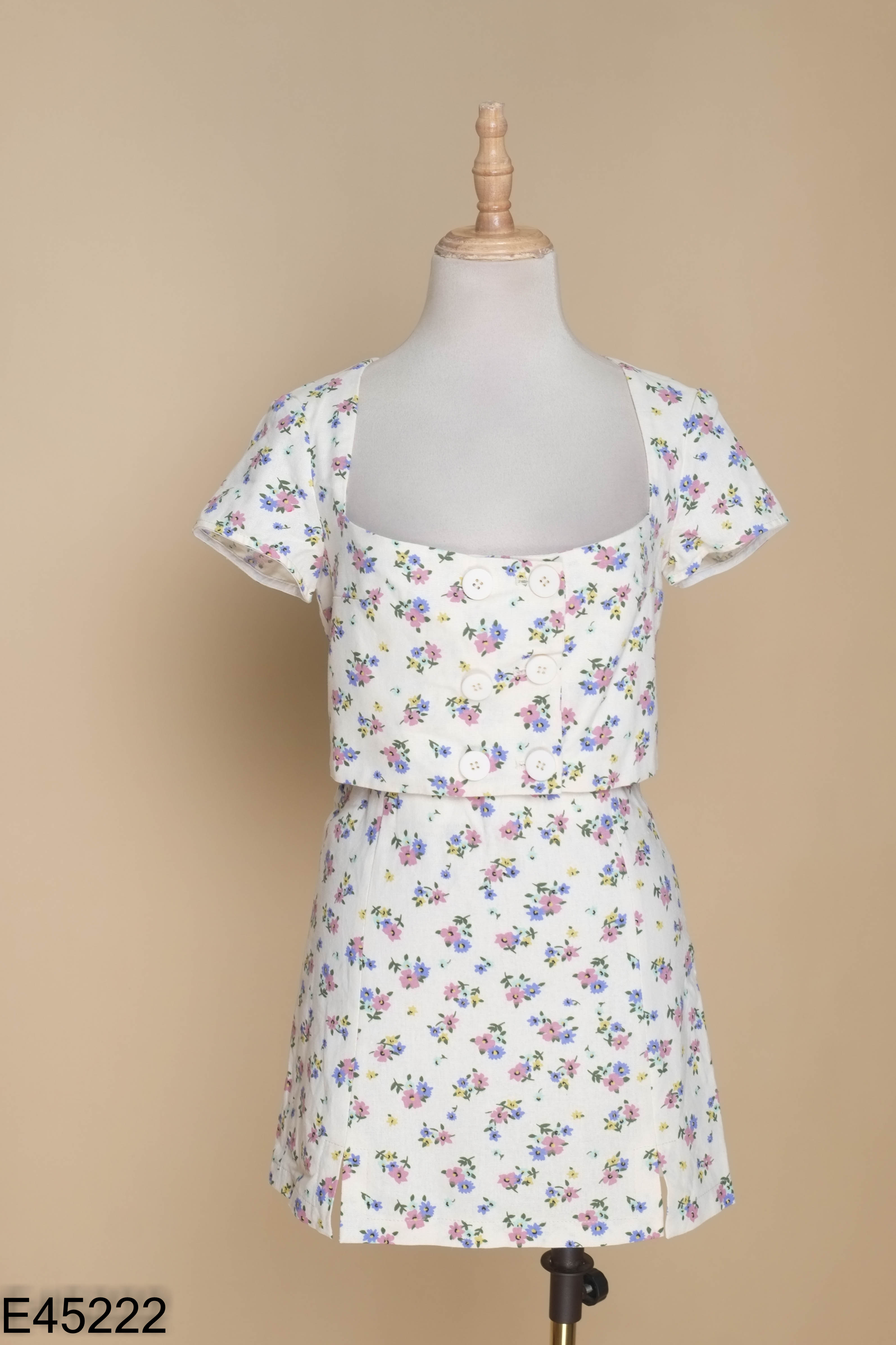 NEWTAG Set Áo linen ZARA be hoa + chân váy (XUẤT)