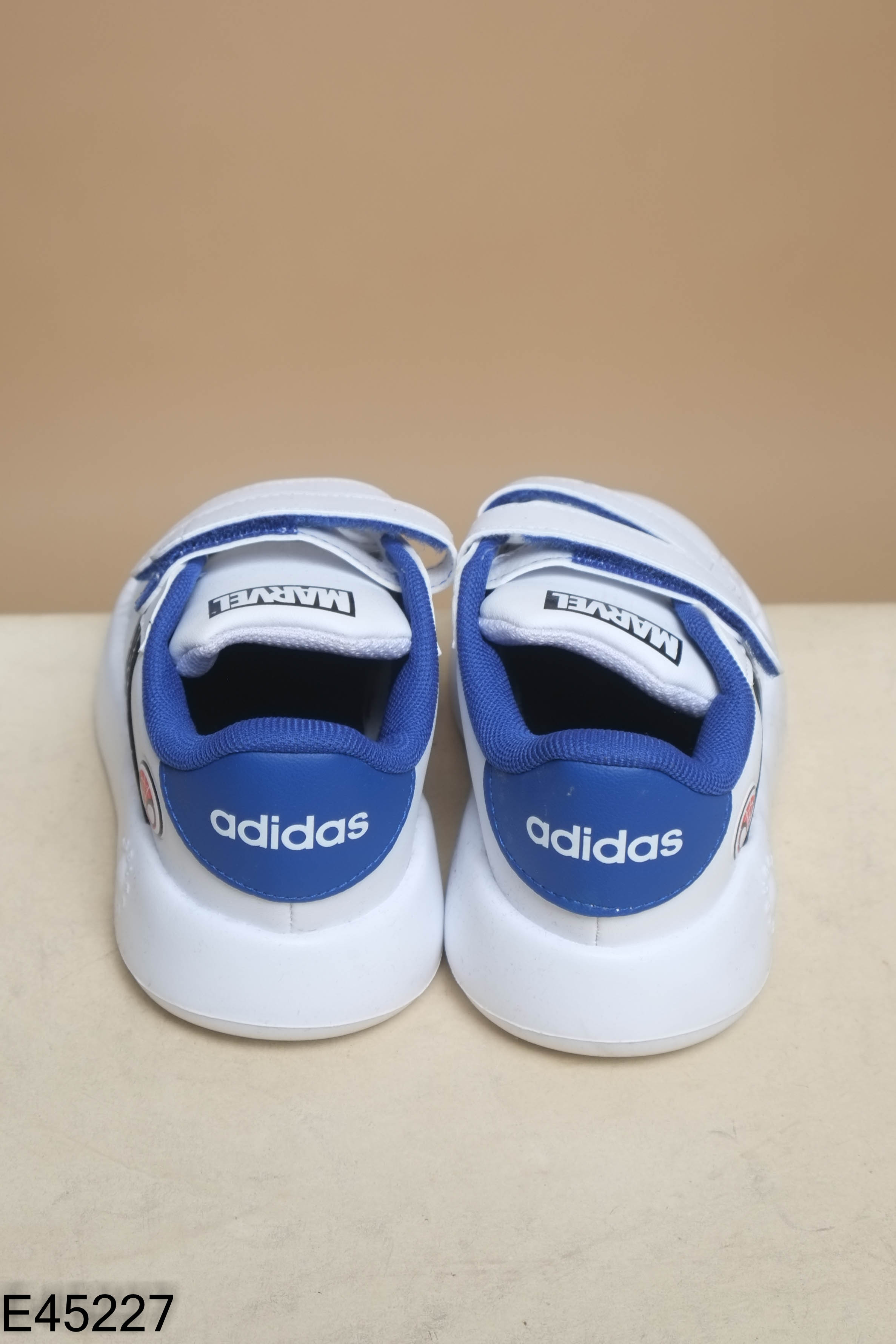 Giày thể thao ADIDAS trắng KIDS