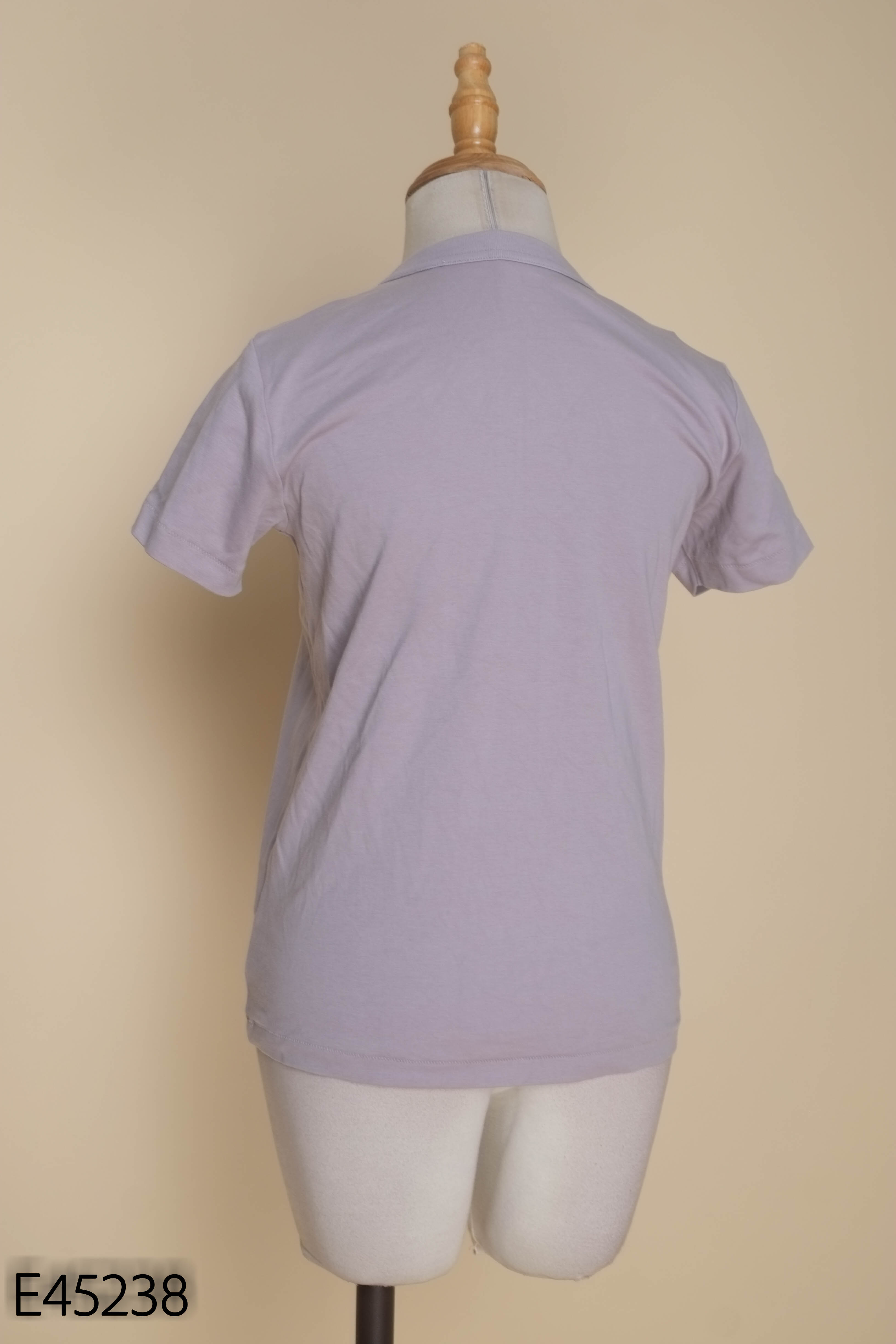 Áo thun tím UNIQLO trơn