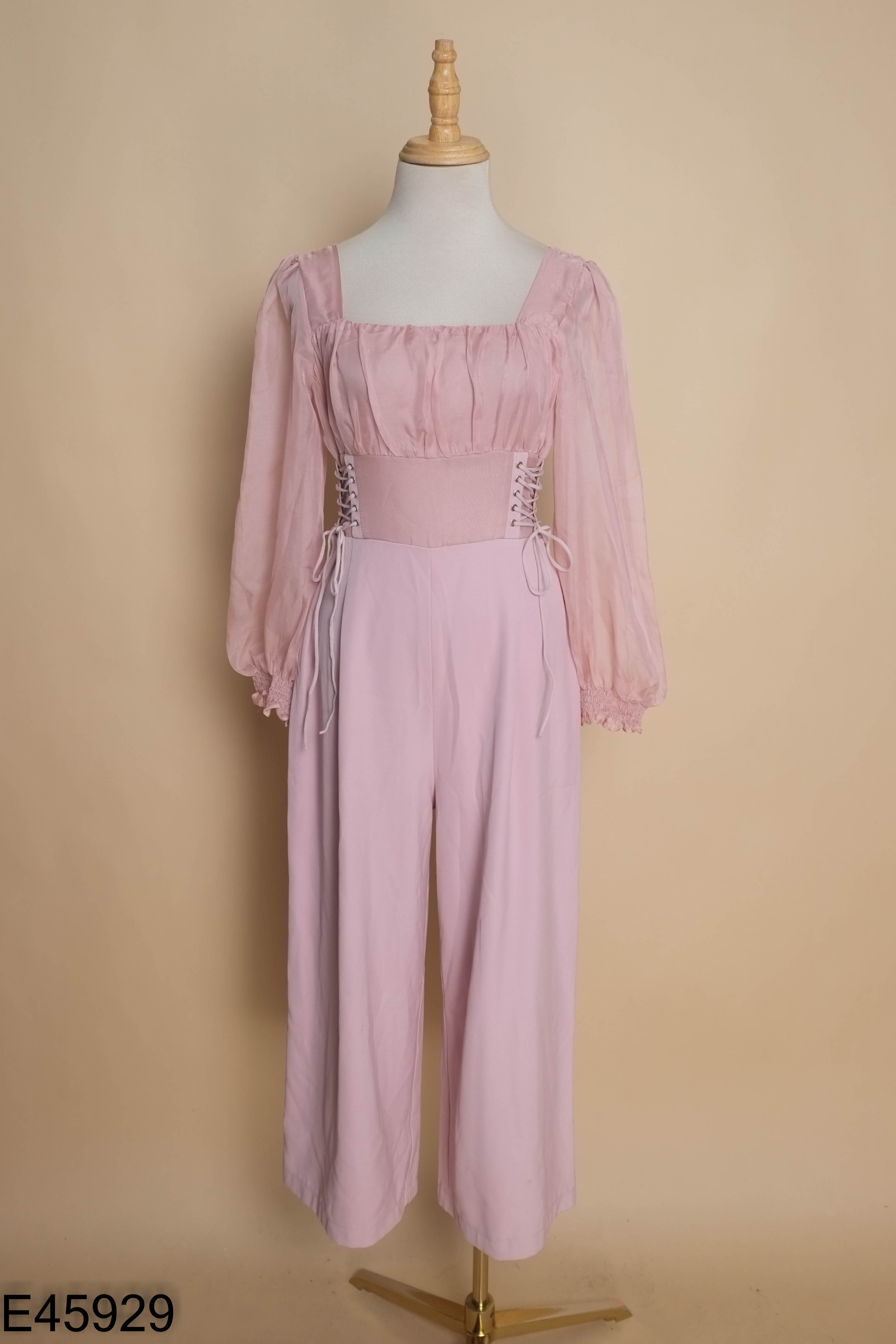 Jumpsuits CHAT hồng cổ vuông