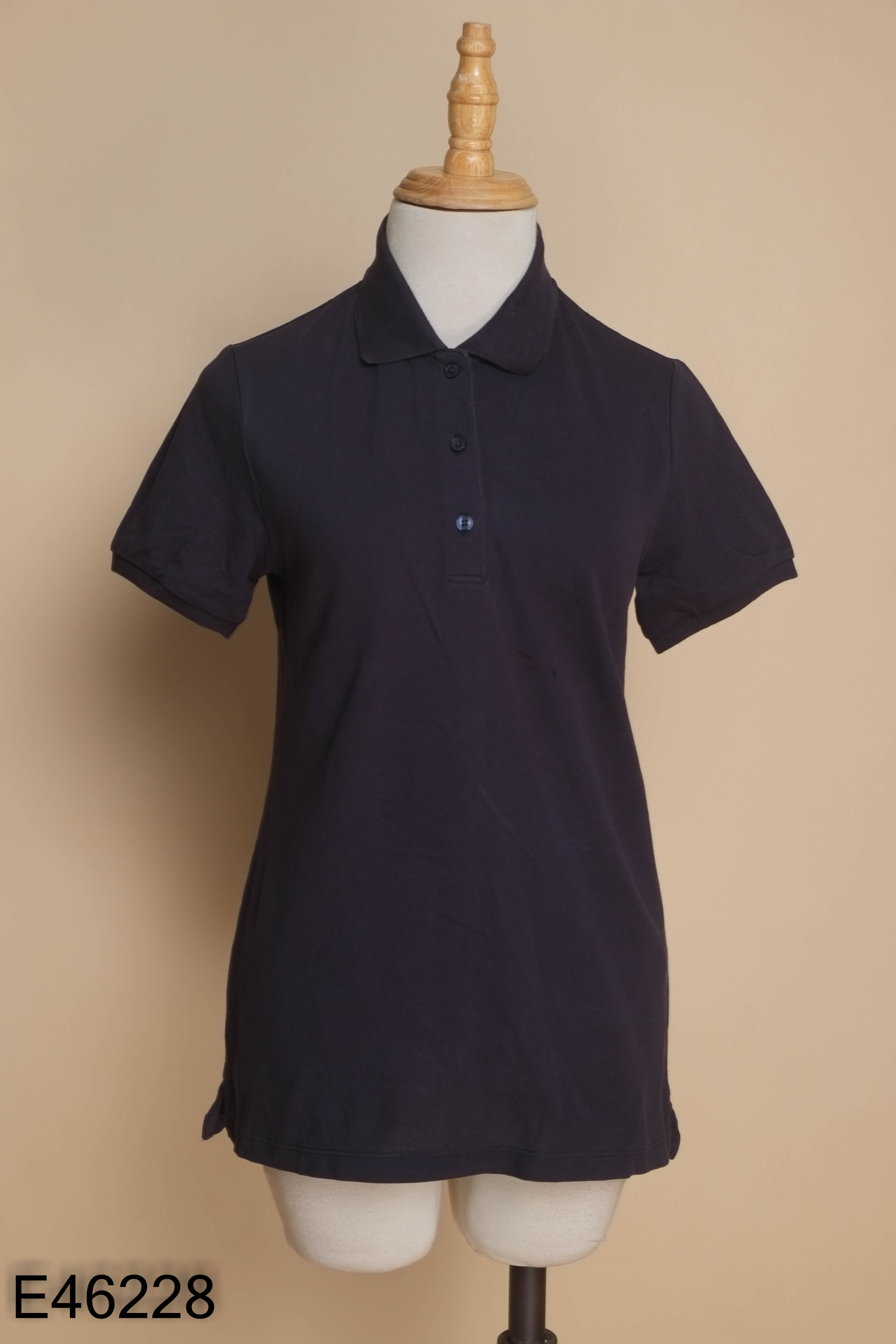 Áo UNIQLO xanh than cổ polo