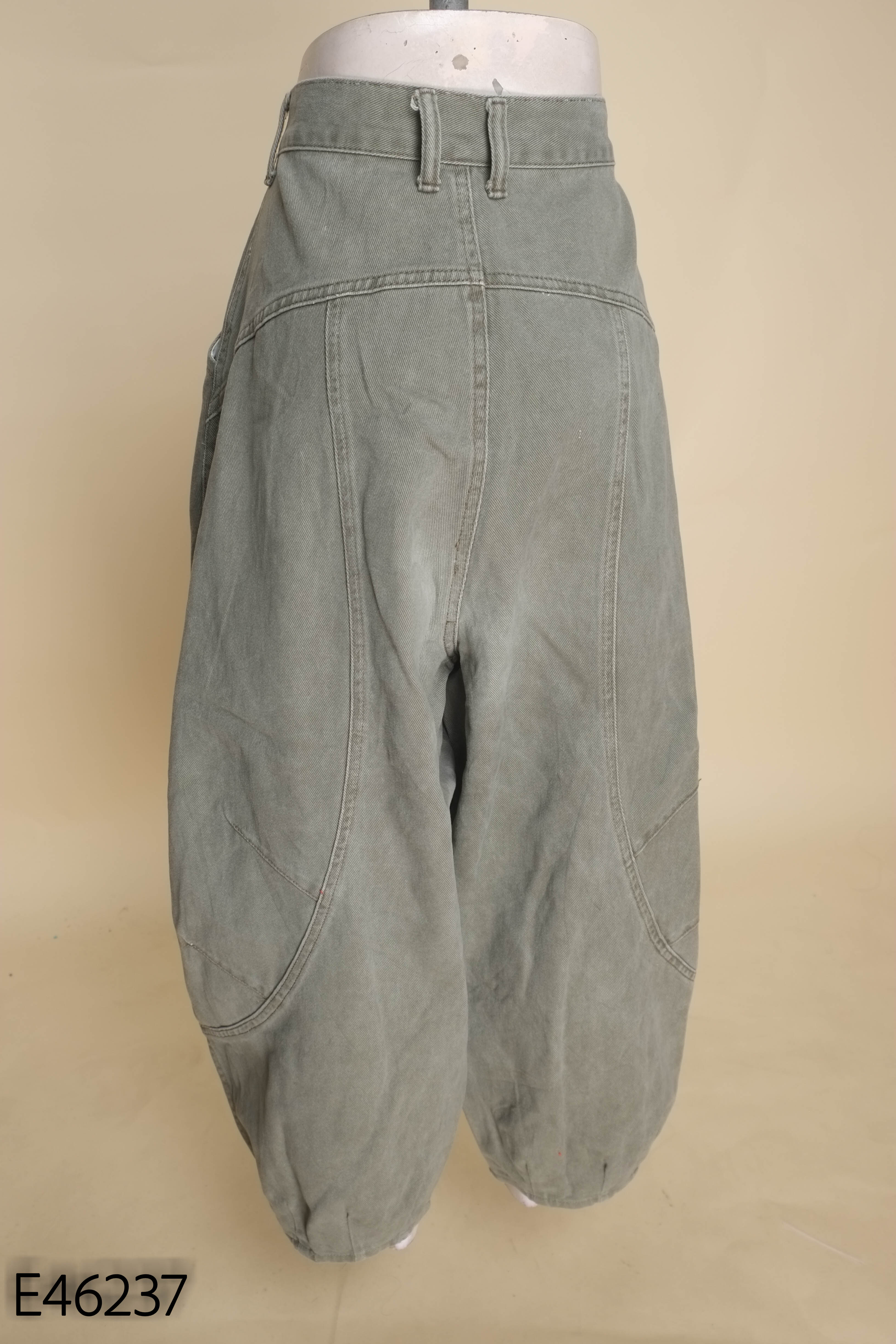 Quần jeans culottes xanh rêu suông