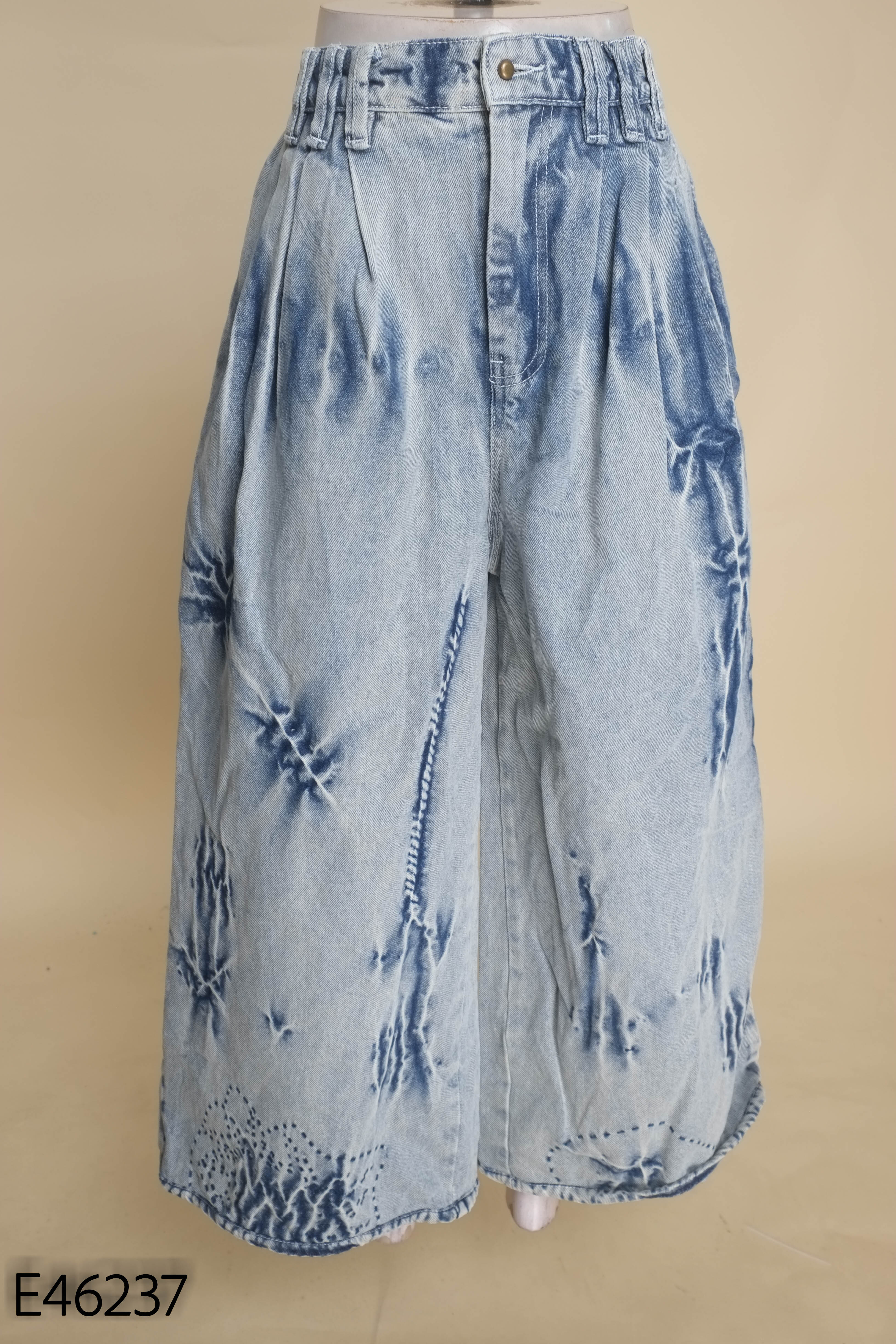 Quần jeans ZEUSELEN xanh nhạt loang đậm