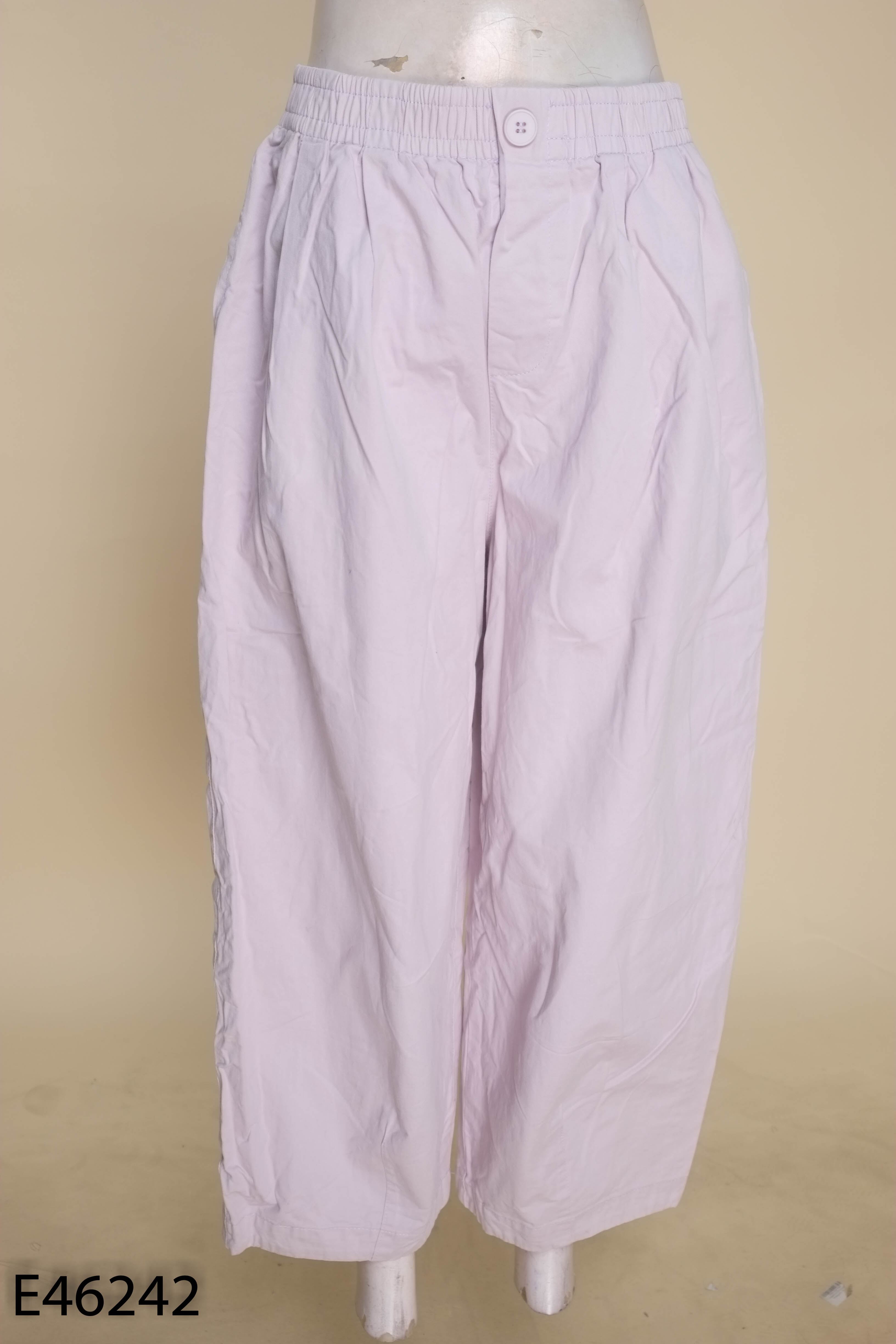 Quần kaki tím nhạt trơn ống rộng