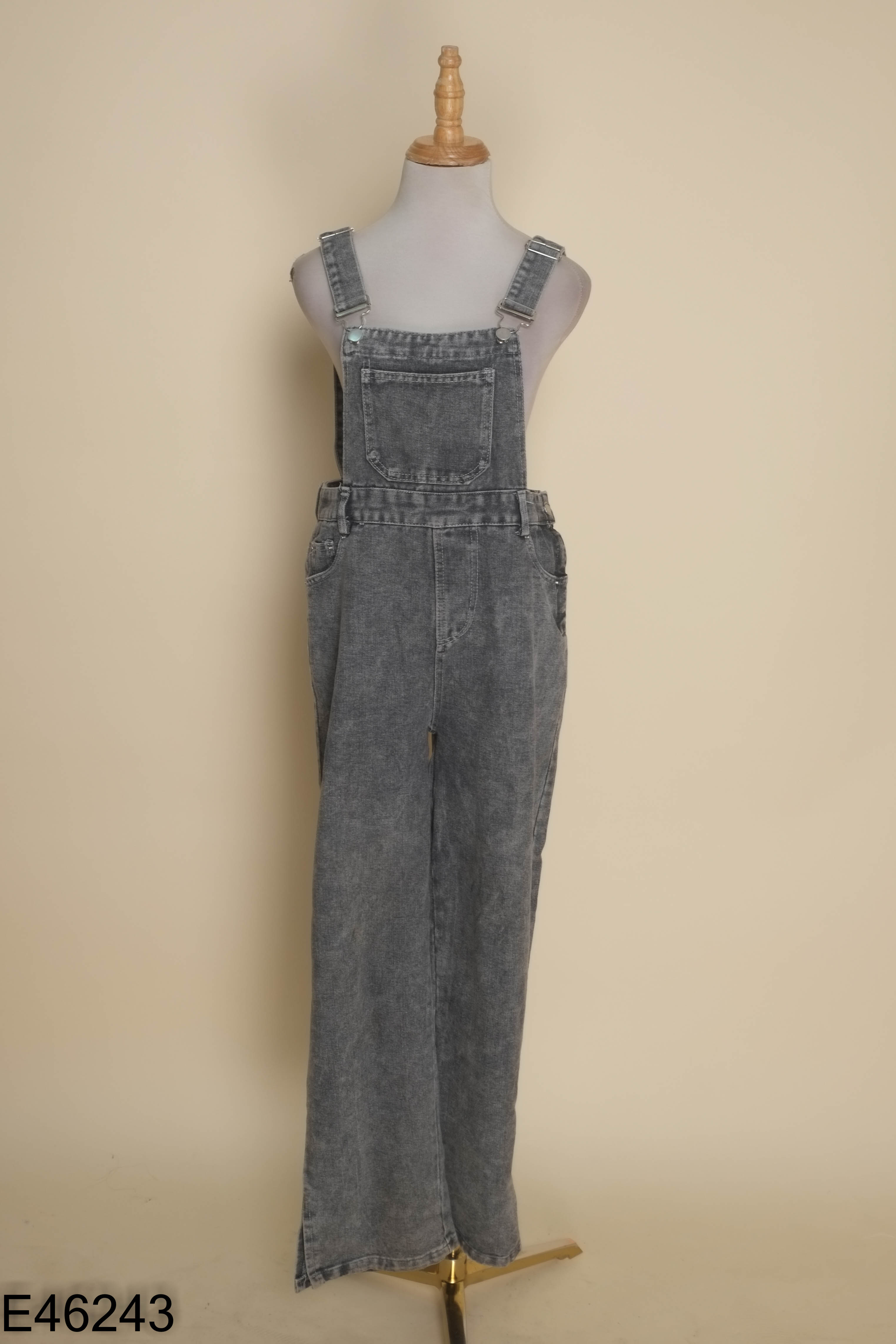 Yếm jeans xám