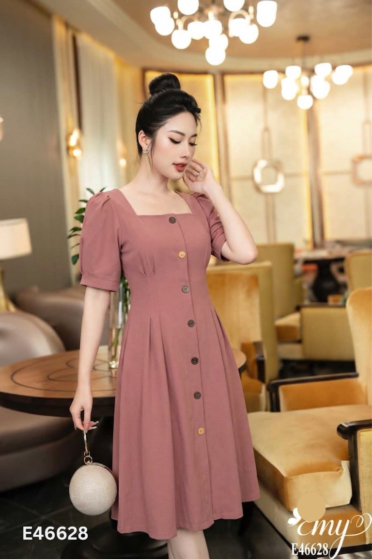 Váy nâu cúc gỗ ly eo