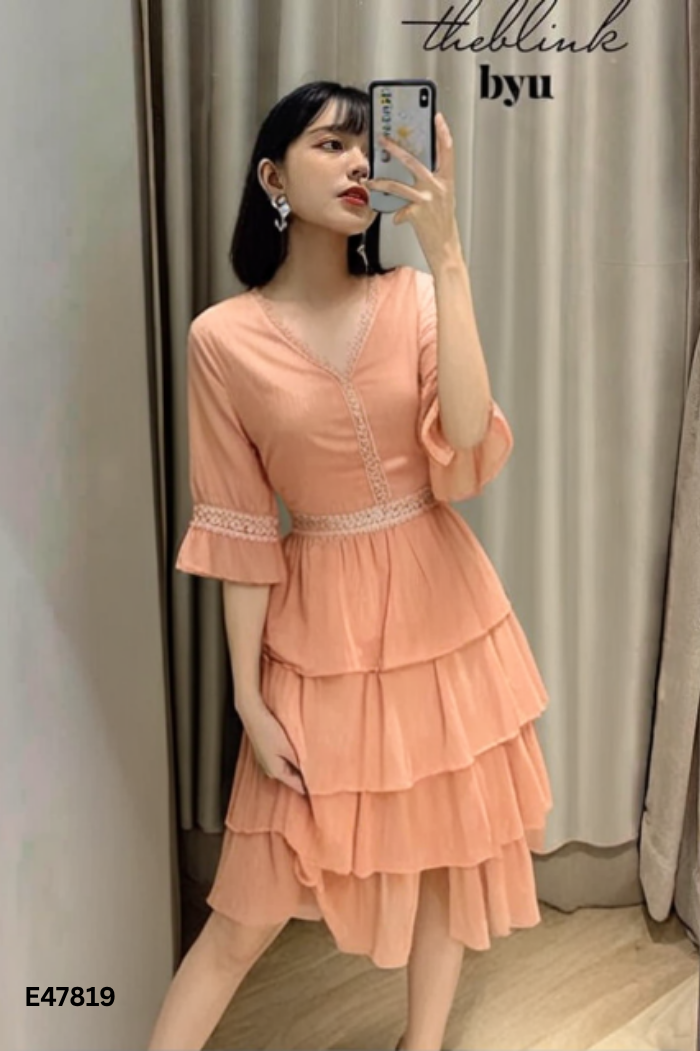Váy hồng nhũ ELVY bèo tầng