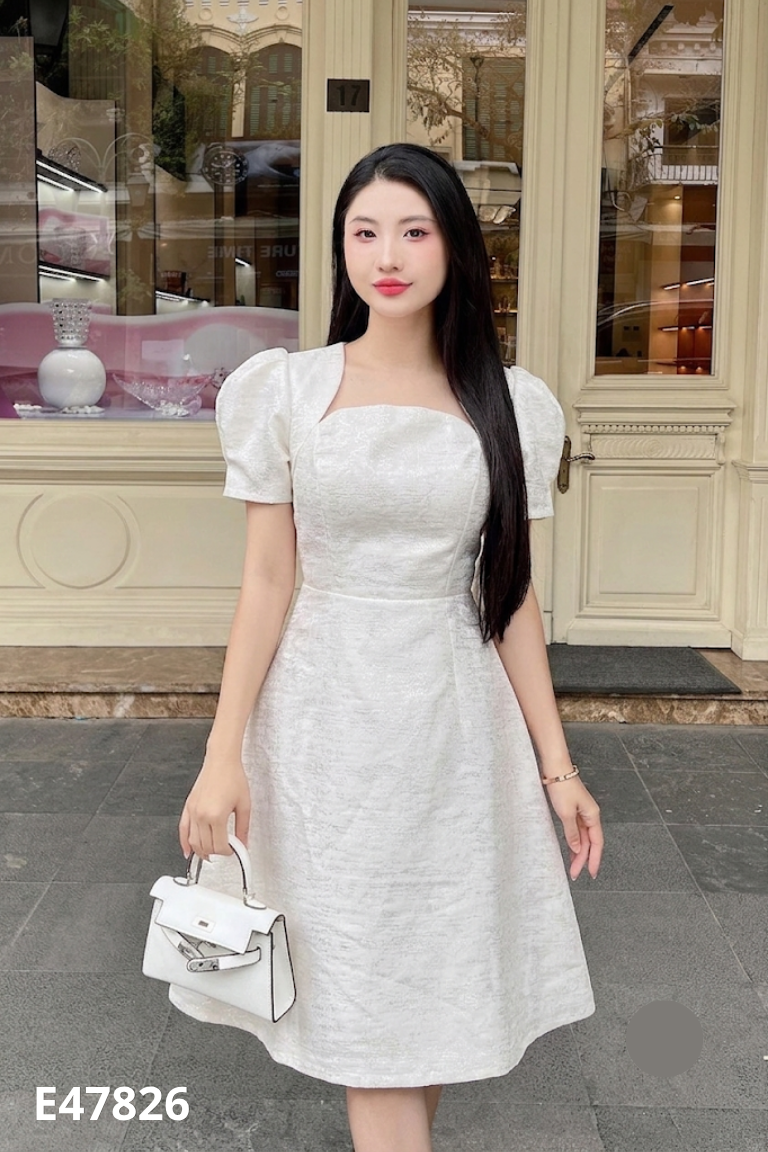 Váy be cổ vuông tay bồng