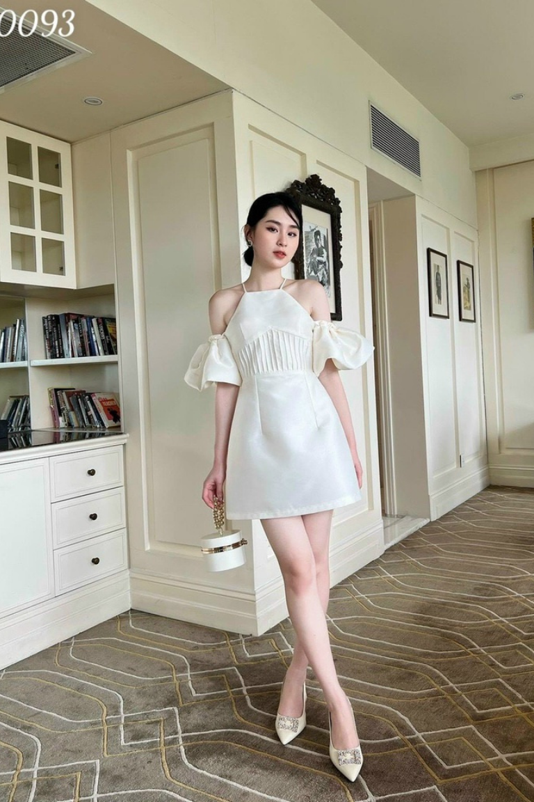 Váy be cổ yếm VALERIA STU
