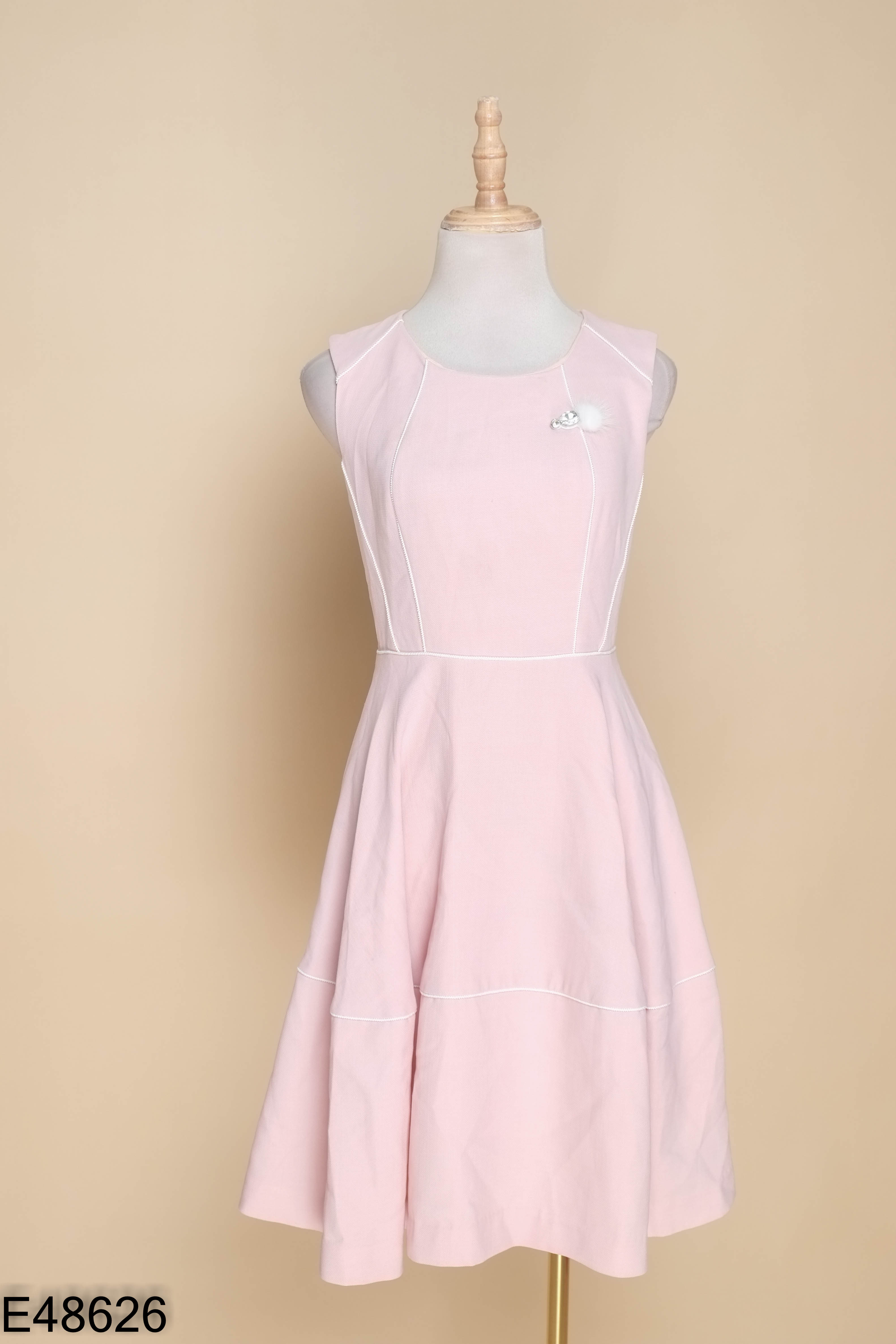 Váy sát nách hồng IVY MODA viền trắng