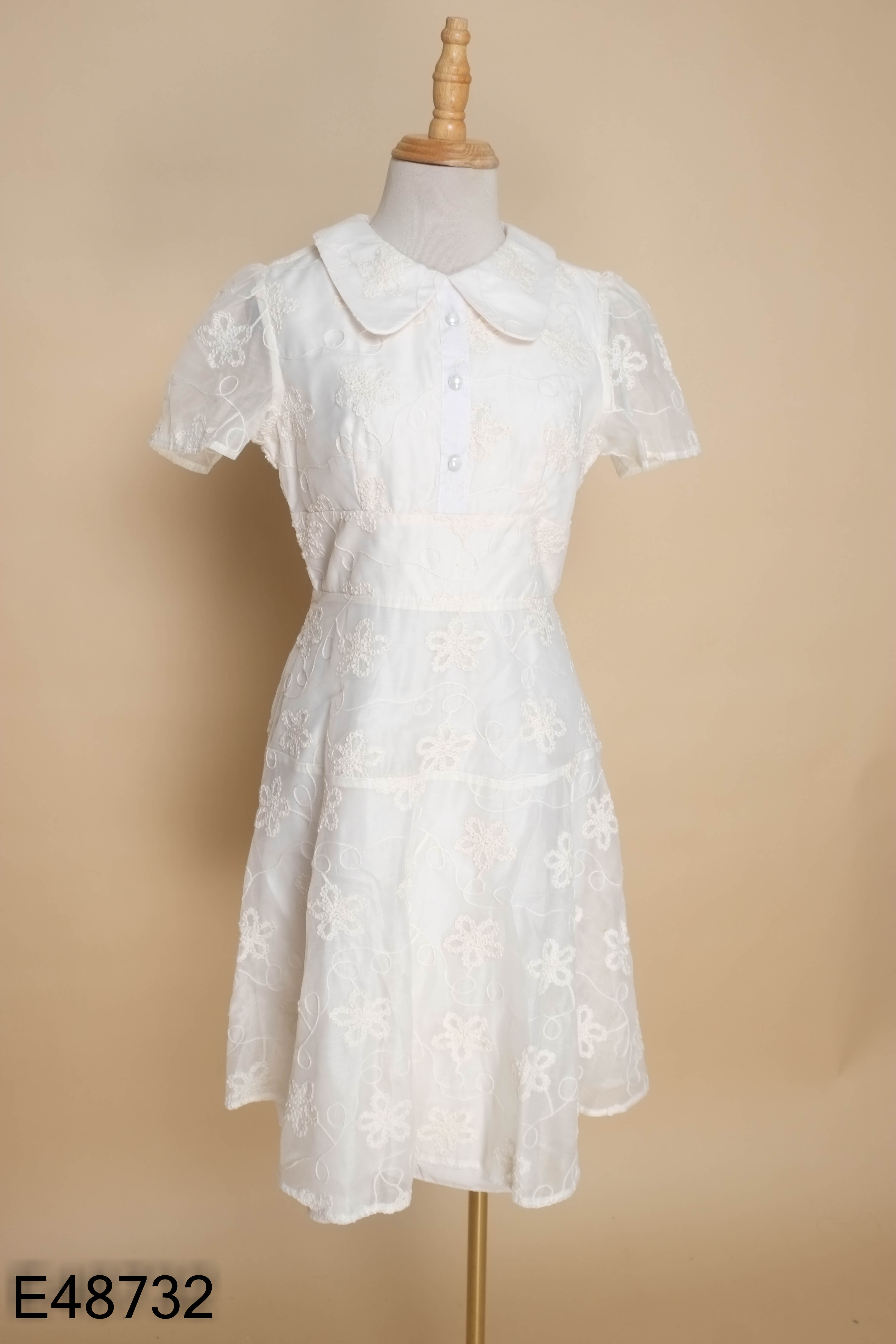 Váy be EMVY CLOTHING thêu họa tiết