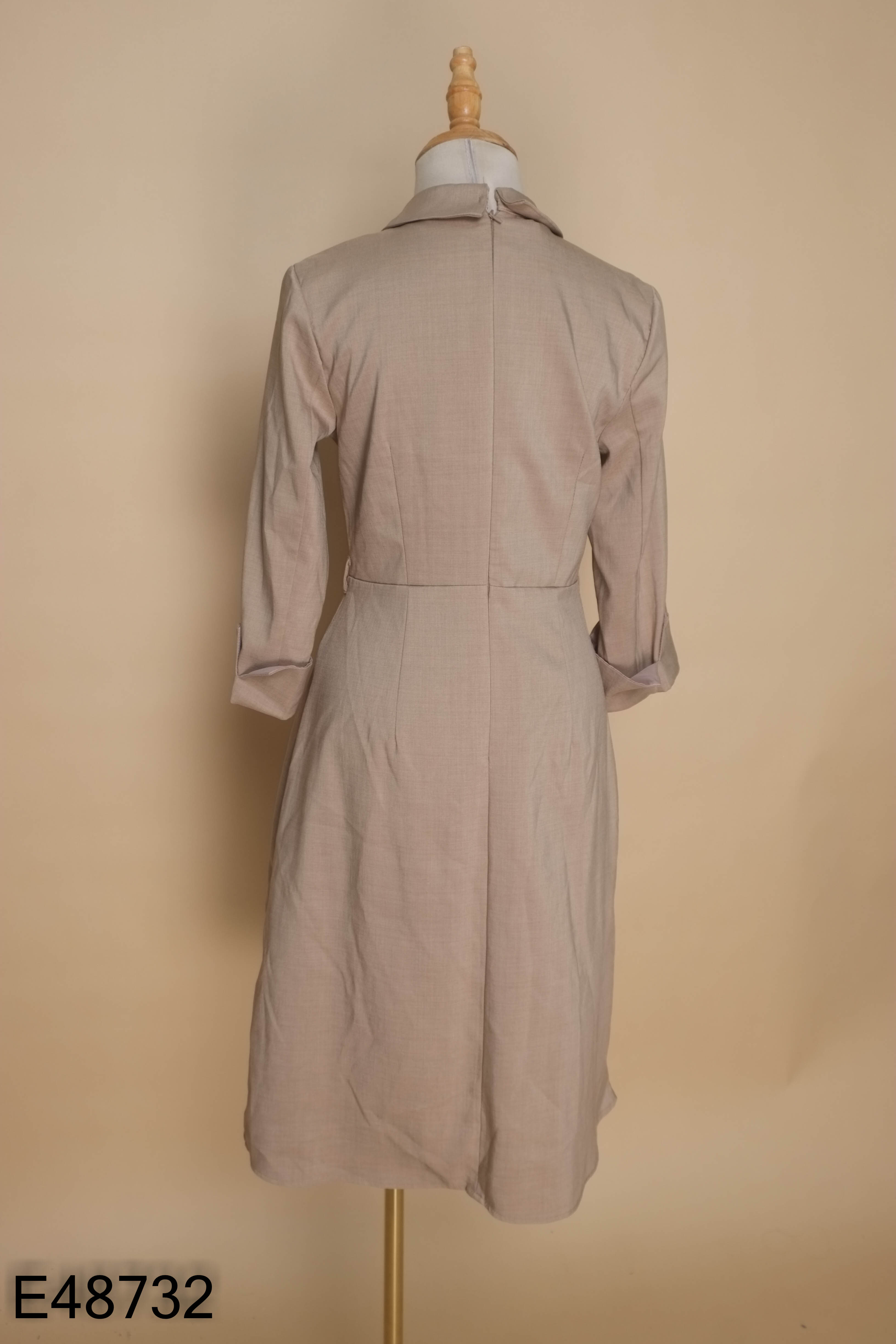 Váy nâu EMVY CLOTHING phối cúc