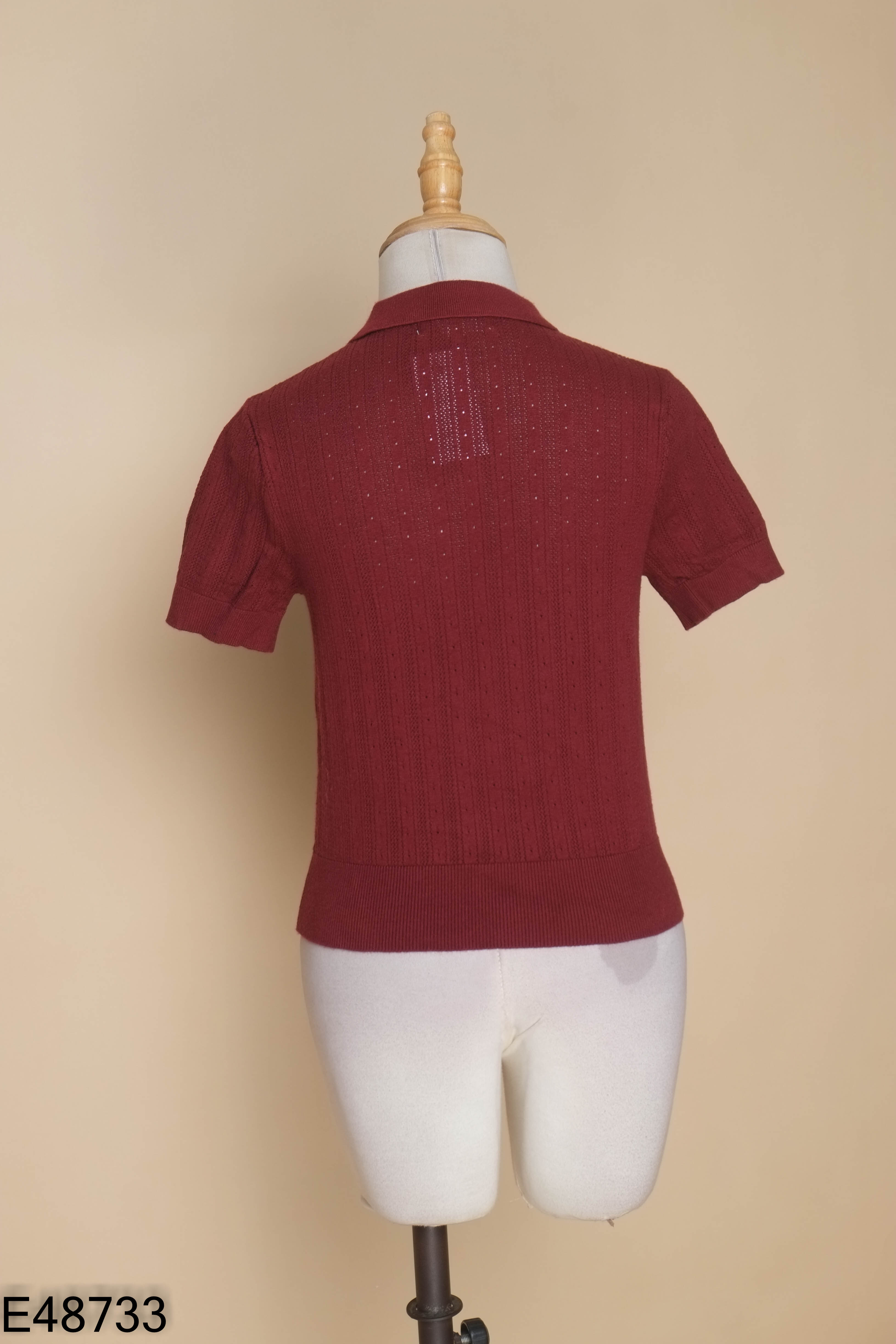 Áo polo đỏ cộc tay