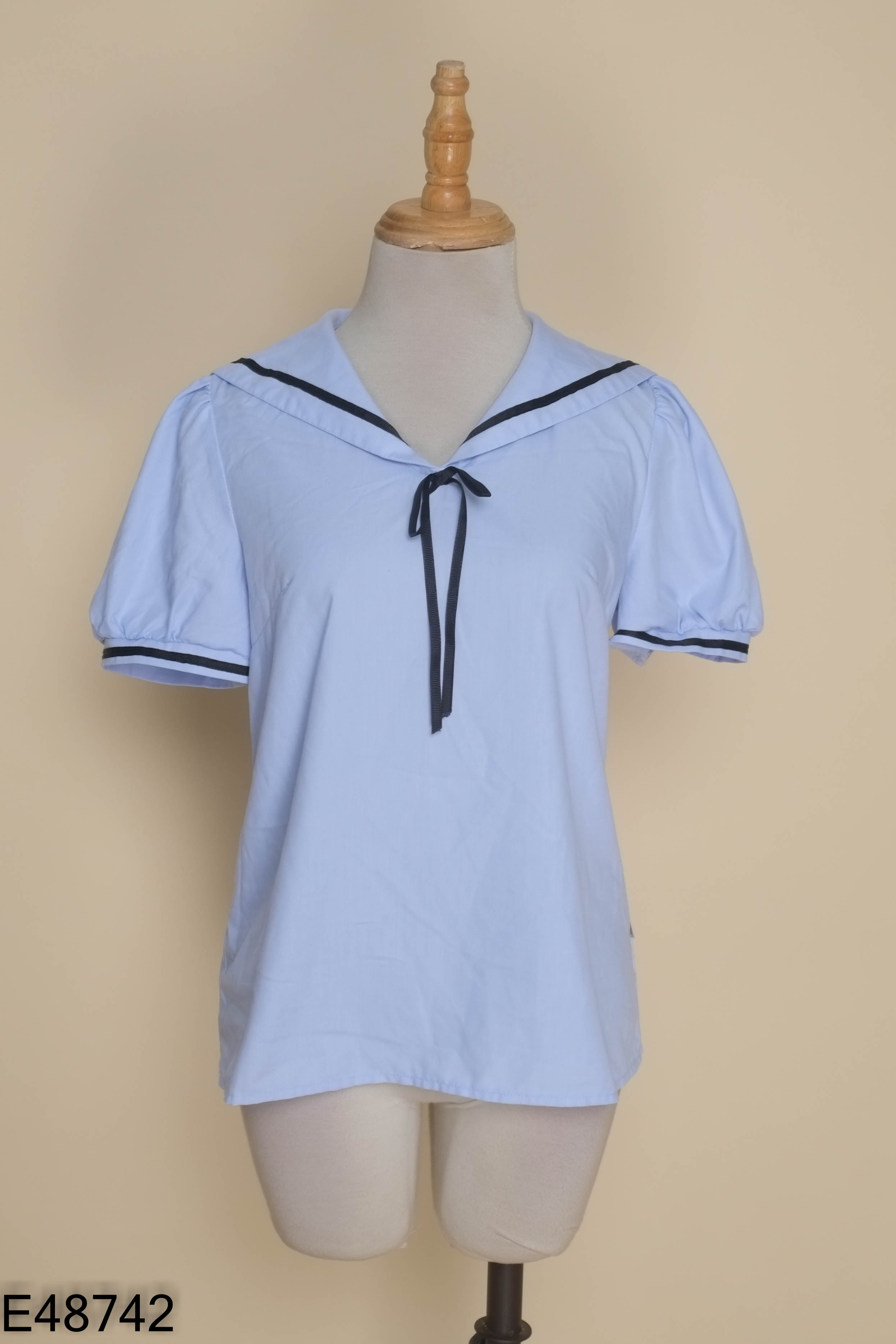 Áo CHARME STORE xanh pastel