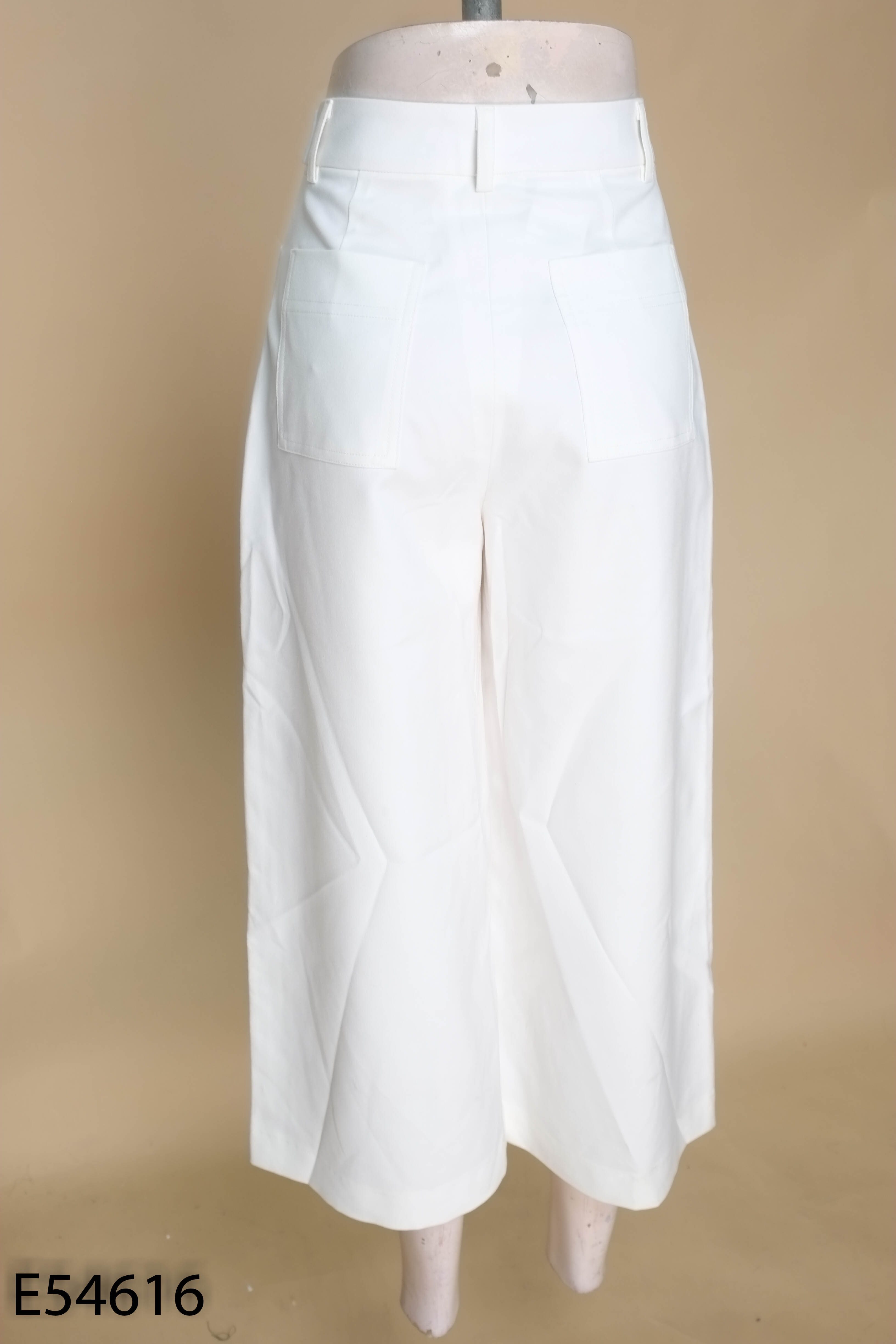 Quần trắng GARDEROBE ống rộng công sở