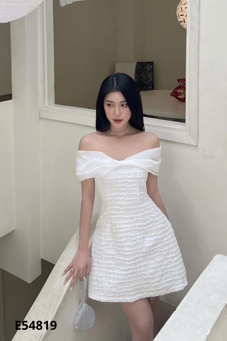 Váy trắng 3CE BOUTIQUE nhún phối nơ ngực
