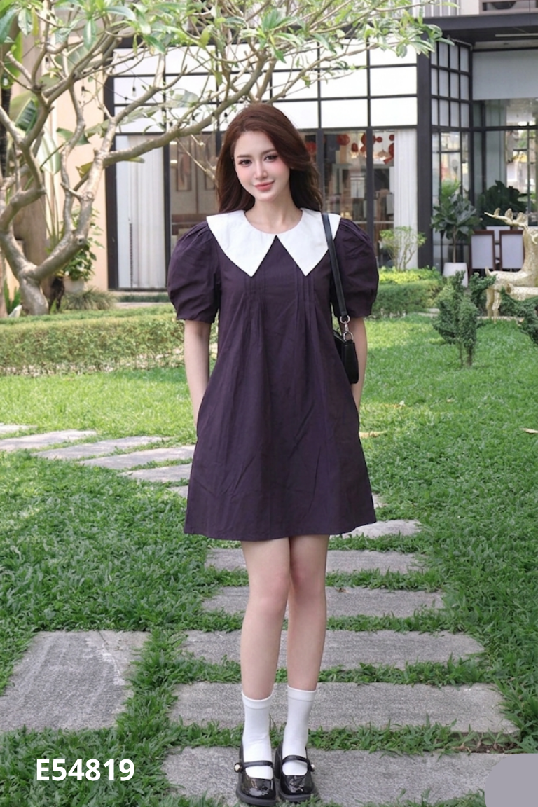 NEWTAG Váy xanh than trơn cổ trắng