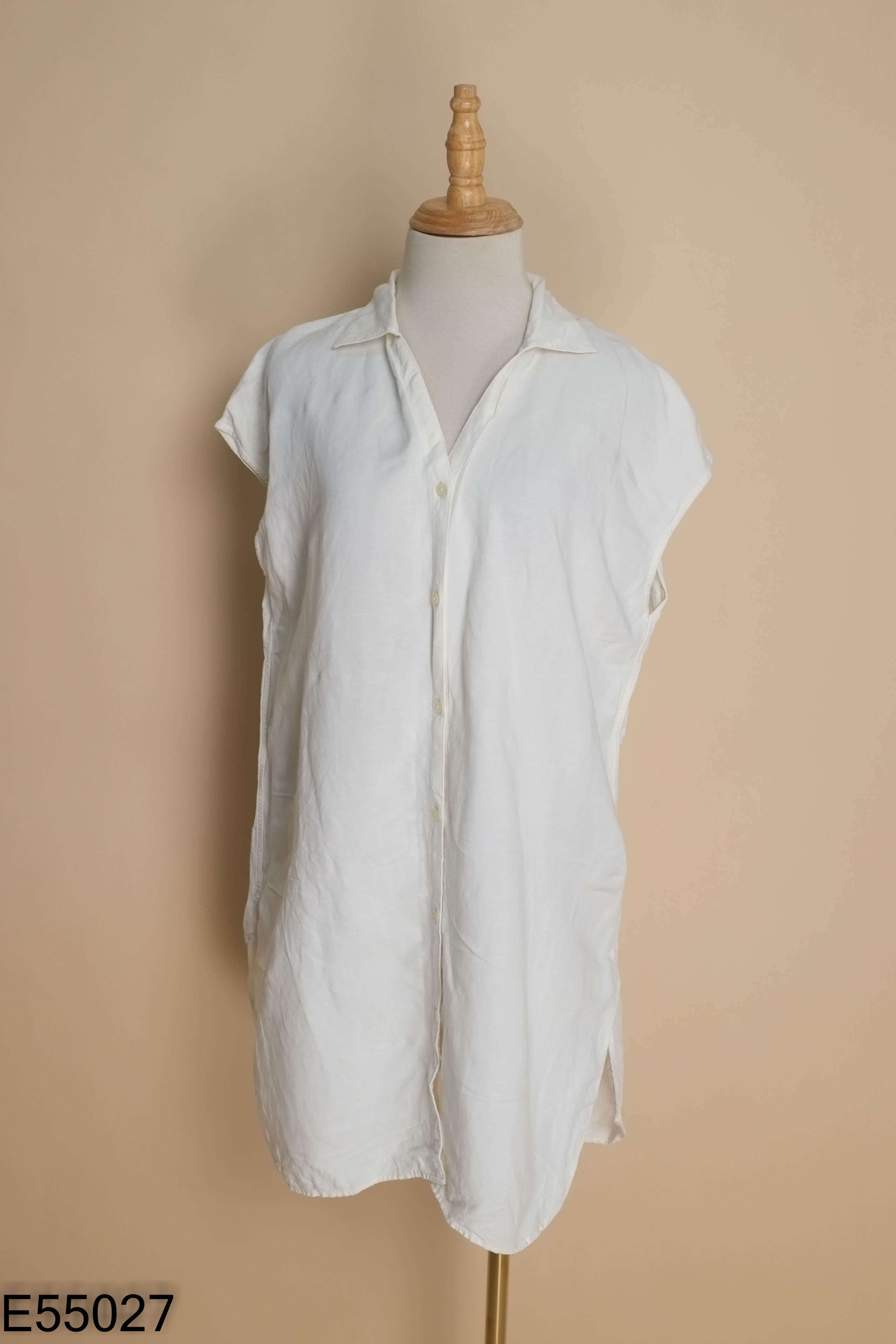 Váy UNIQLO linen be suông
