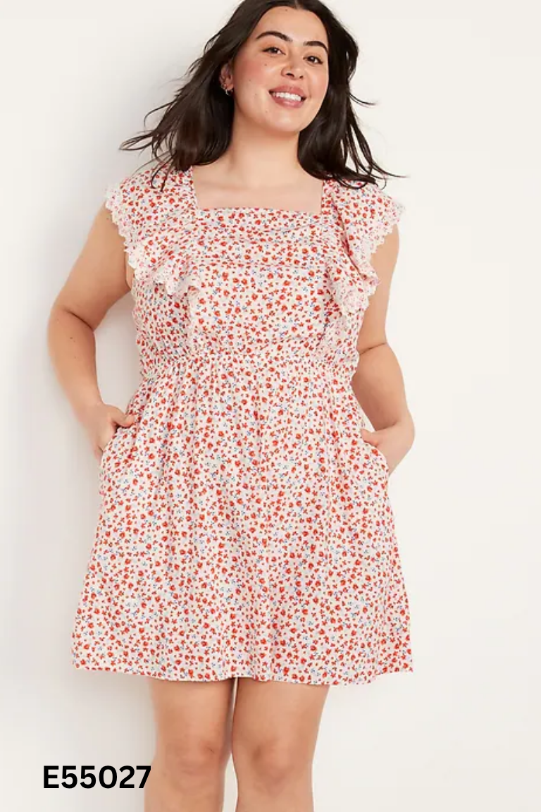 Váy OLD NAVY be họa tiết đỏ