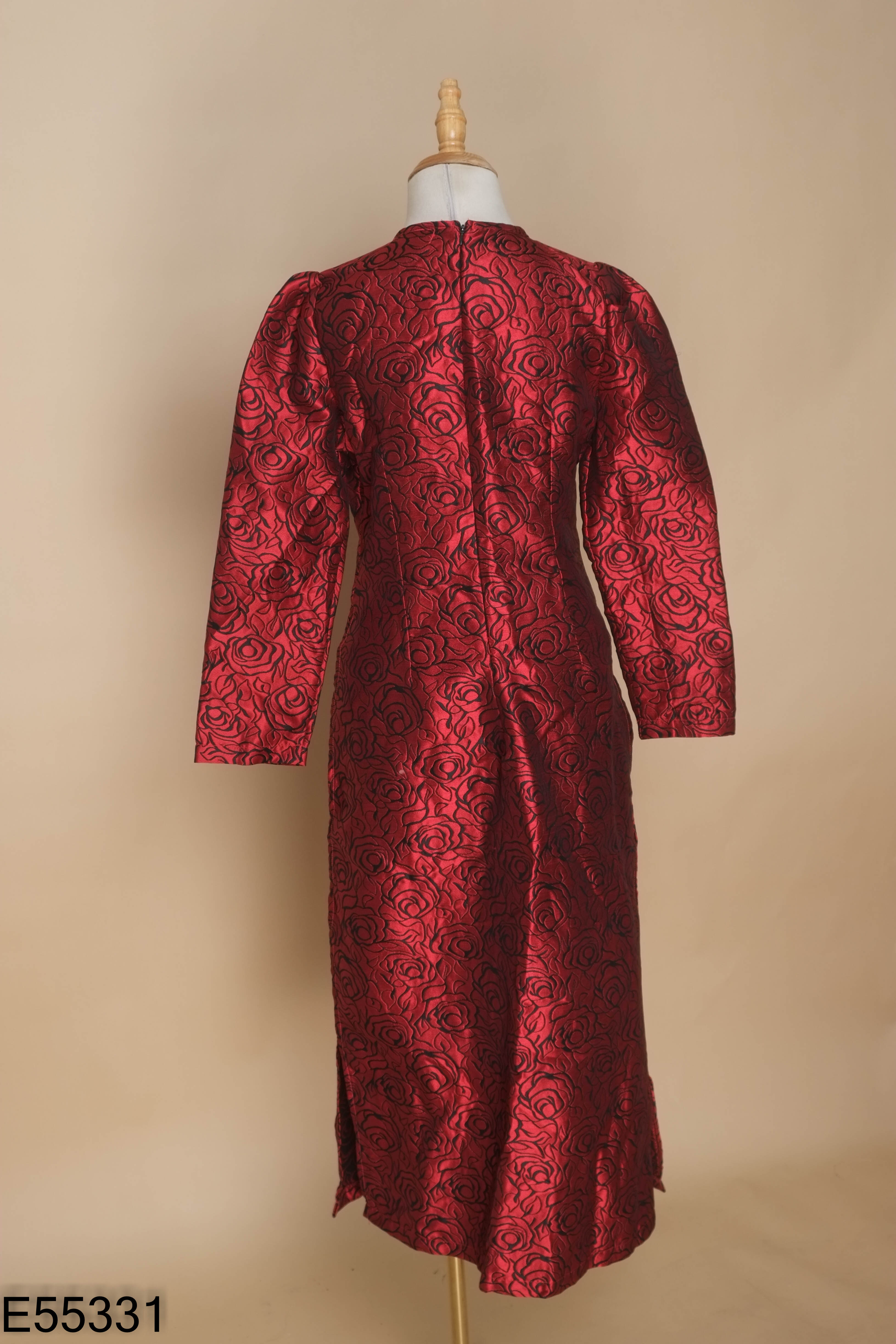 Áo dài đỏ tay bồng đính hạt (không quần)