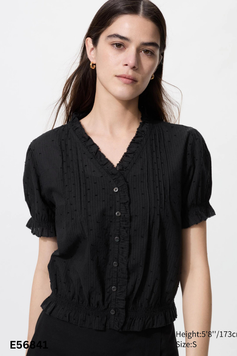 Áo UNIQLO đen mix bèo