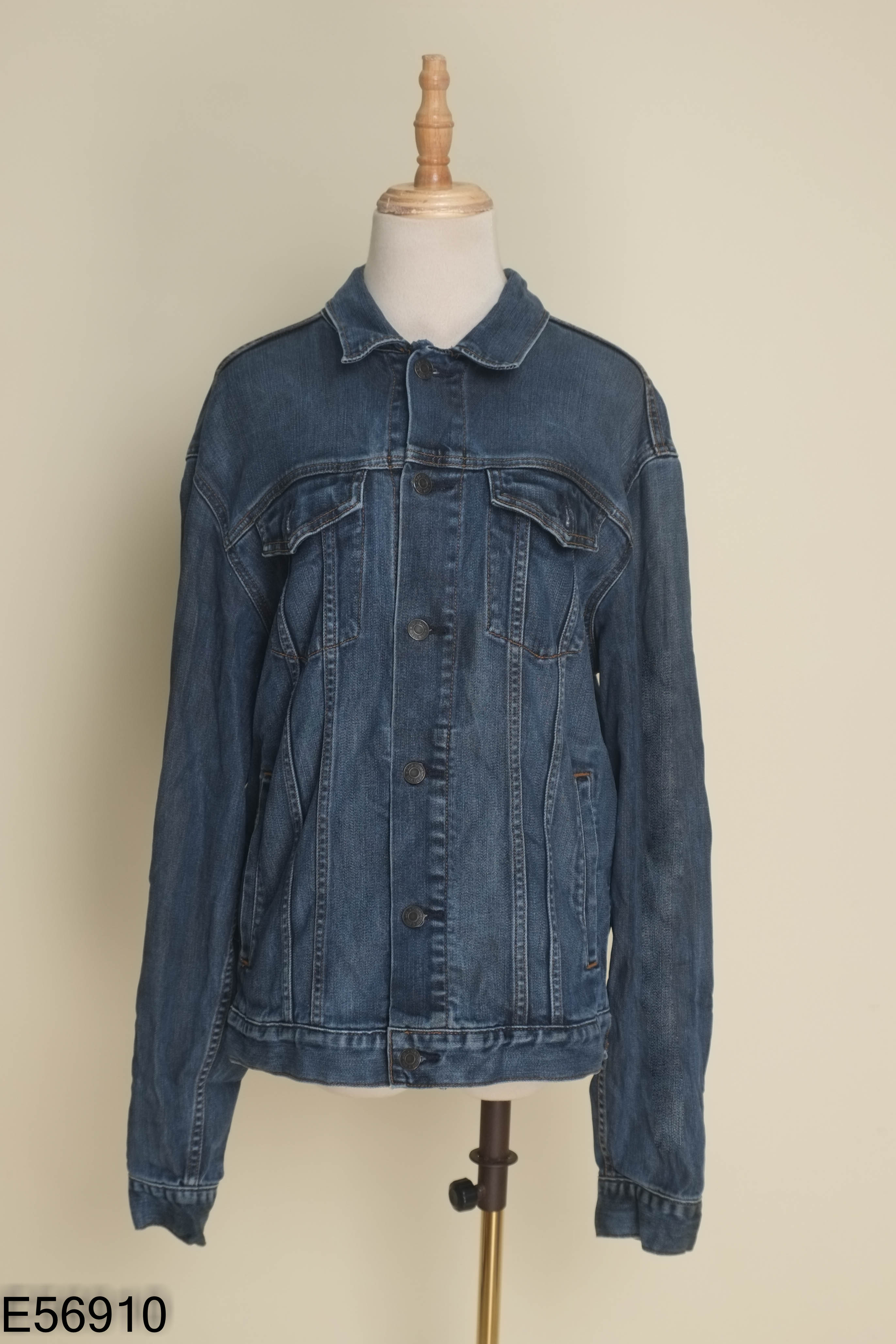Áo jeans xanh GAP trơn phối túi