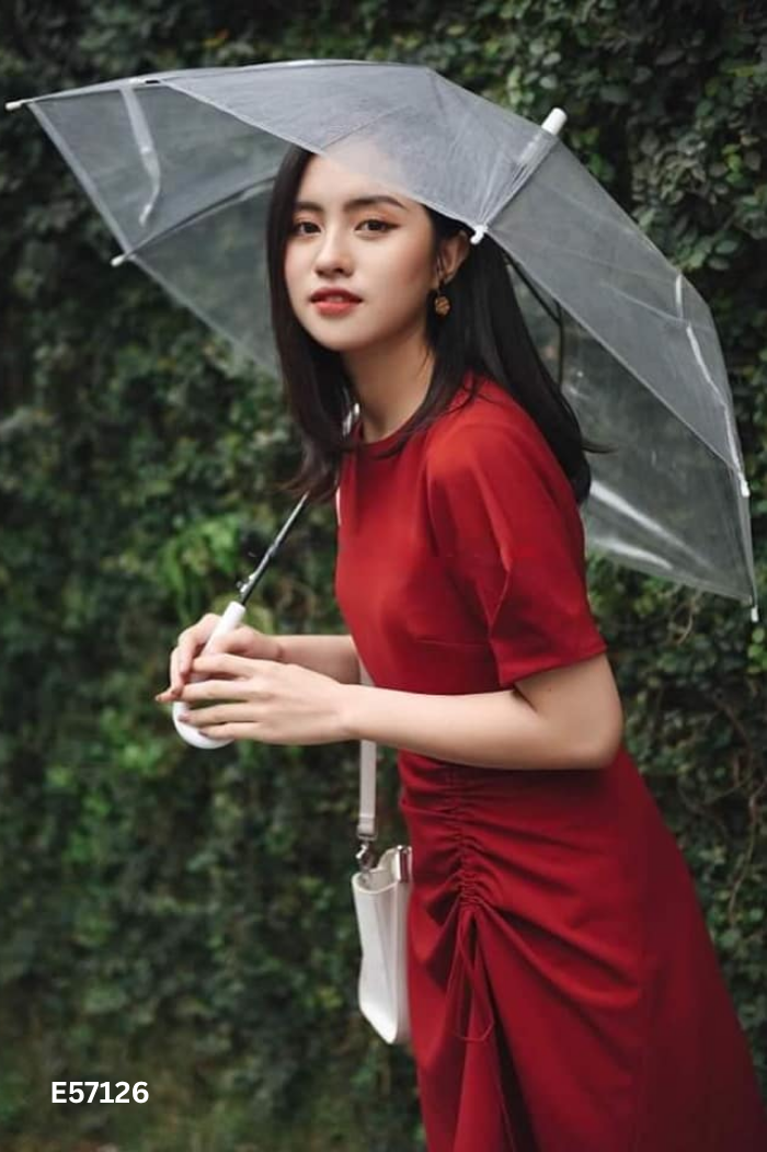 Váy COSMO đỏ dúm lệch