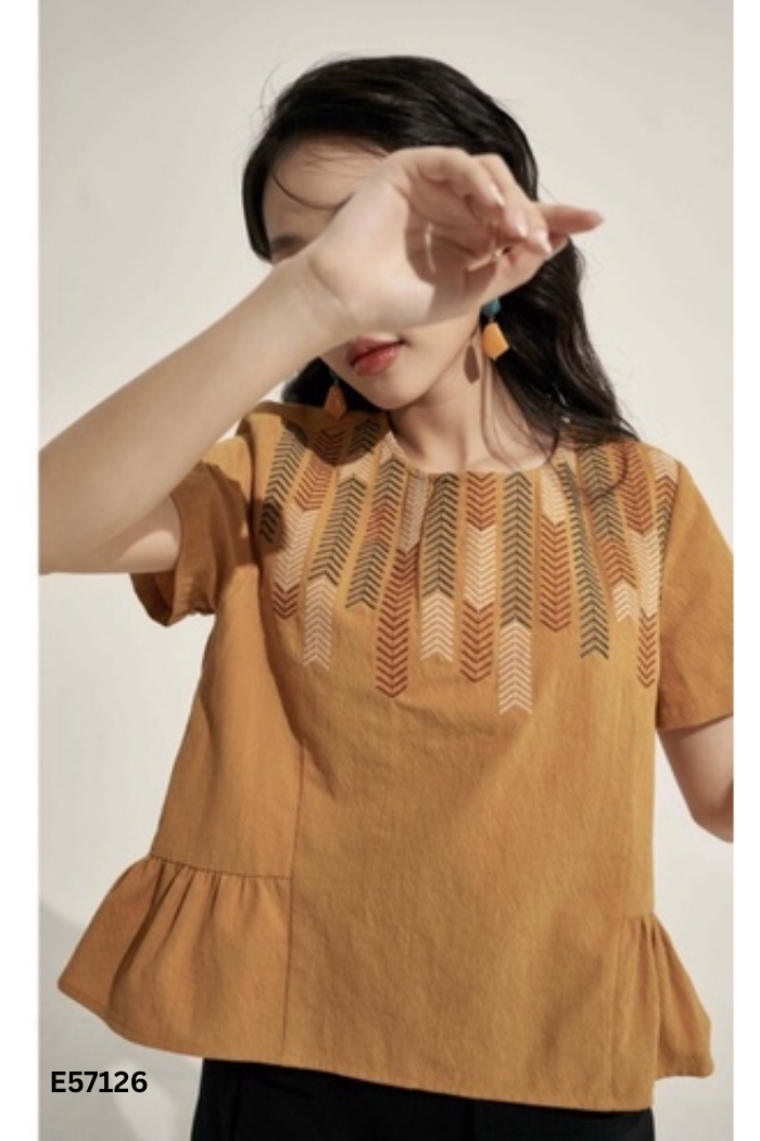 Áo ADORE DRESS vàng thêu họa tiết