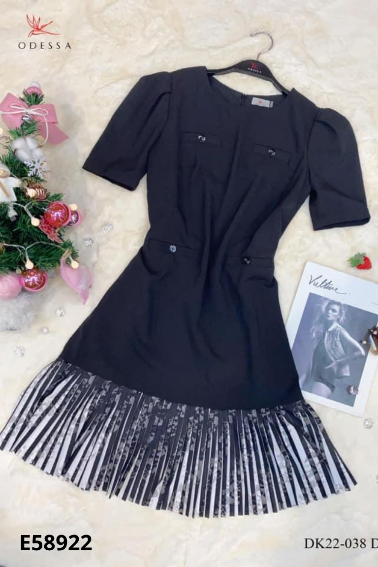 Váy đen ODESSA phối lưới xếp li