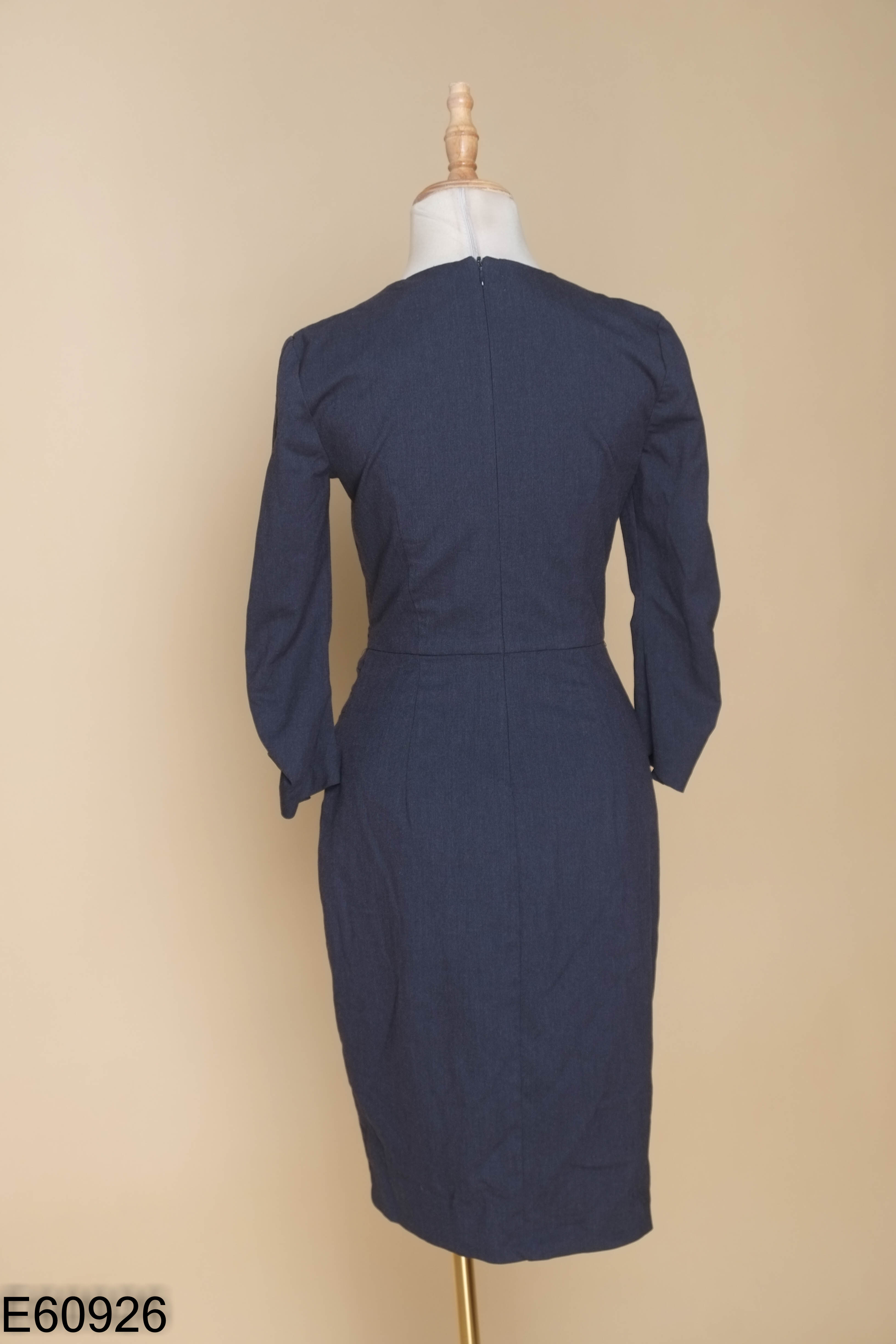 Váy ZARA xanh than cổ V