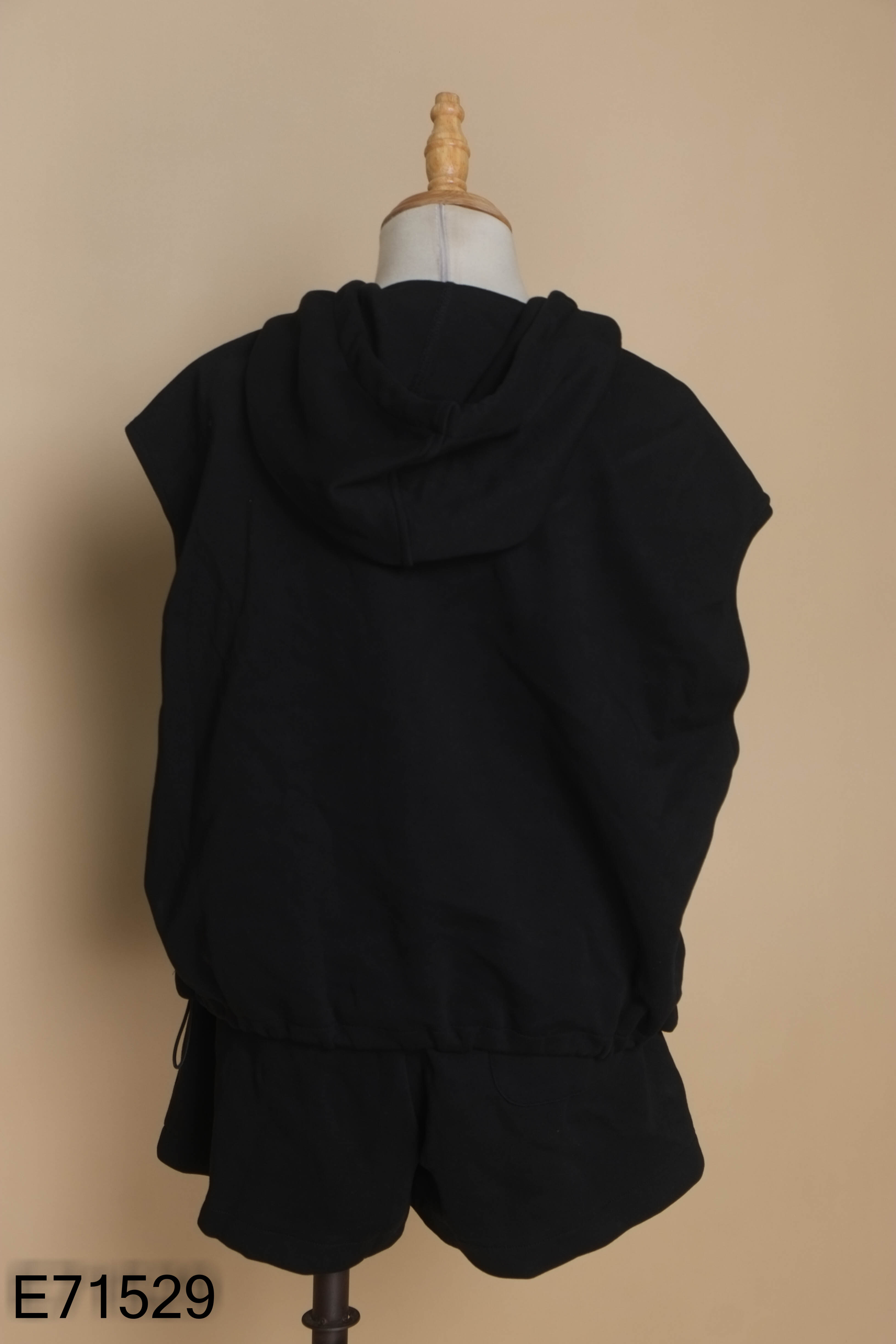 Set áo hoodie + quần short đen
