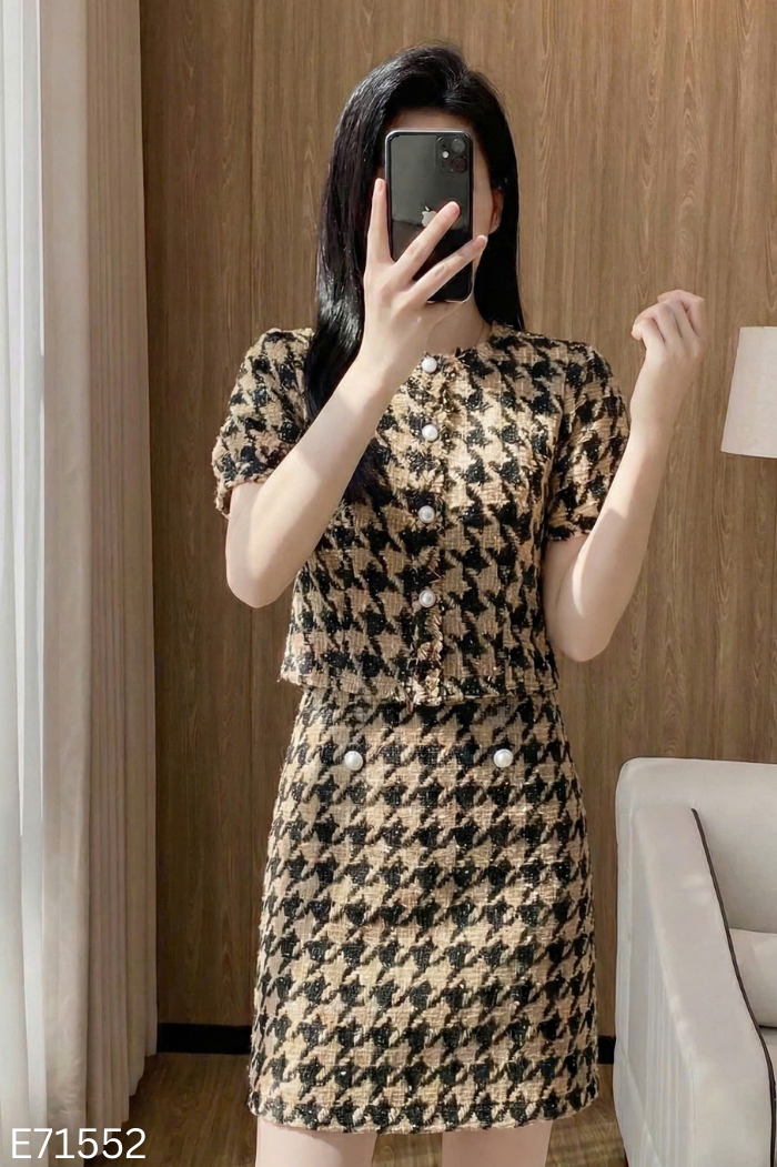 Set áo dạ tweed nâu đen phối sequin dáng ngắn + chân váy