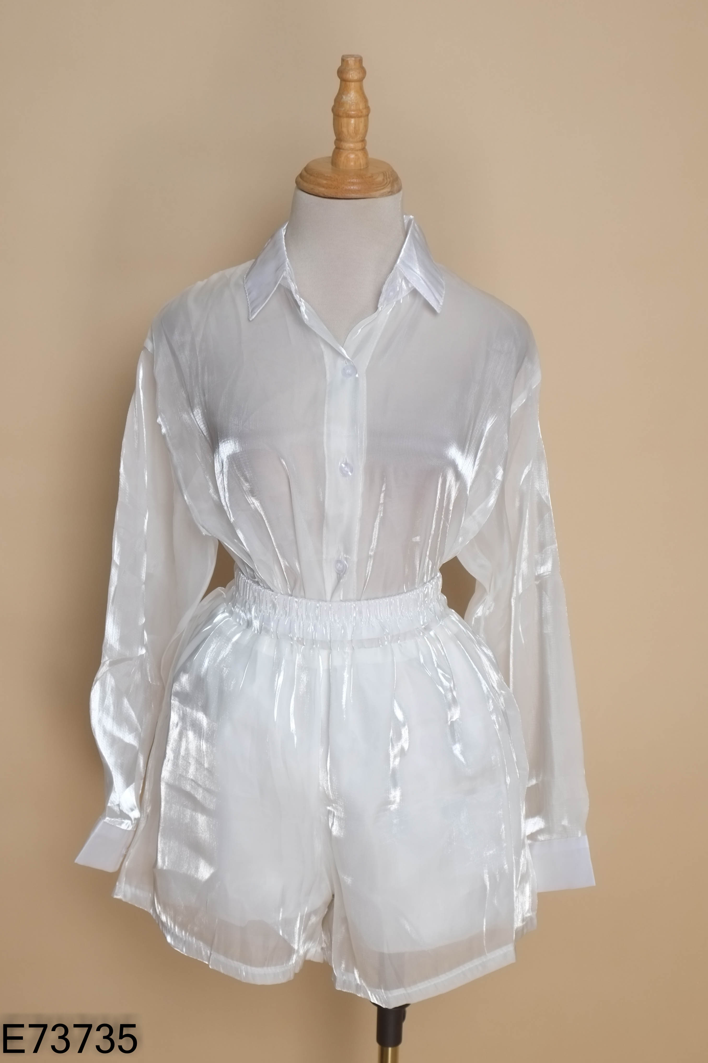 Set Áo sơ mi oganza trắng + quần shorts