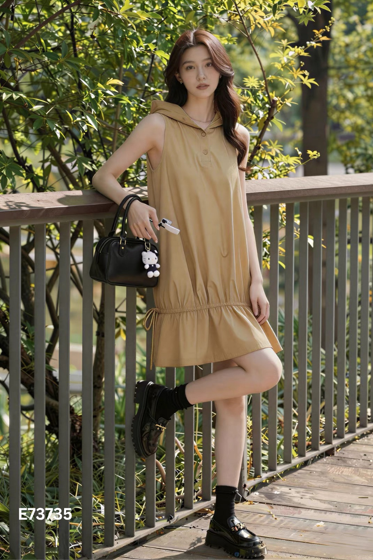Váy kaki be phối mũ