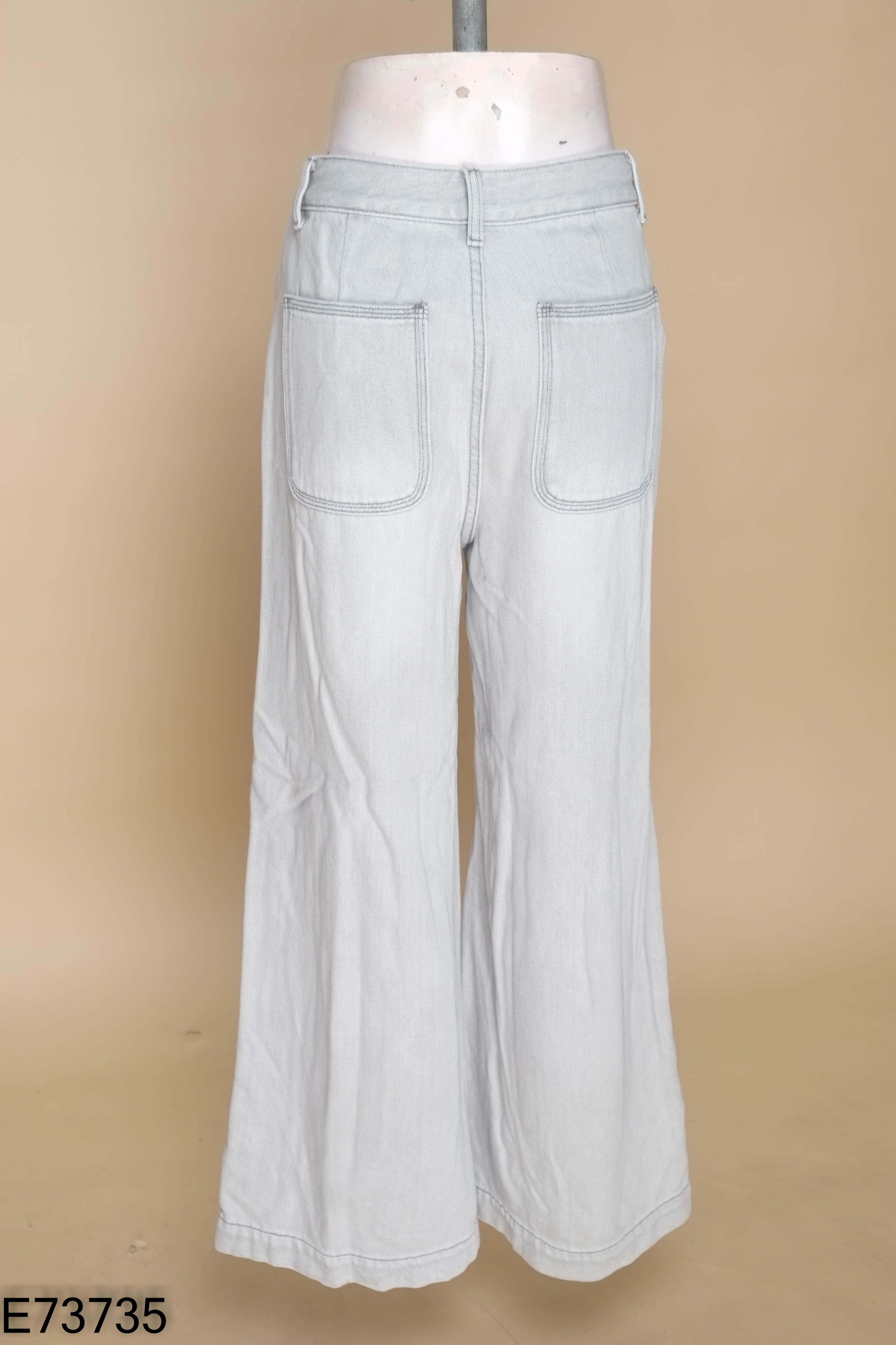 Quần jeans suông xám trơn