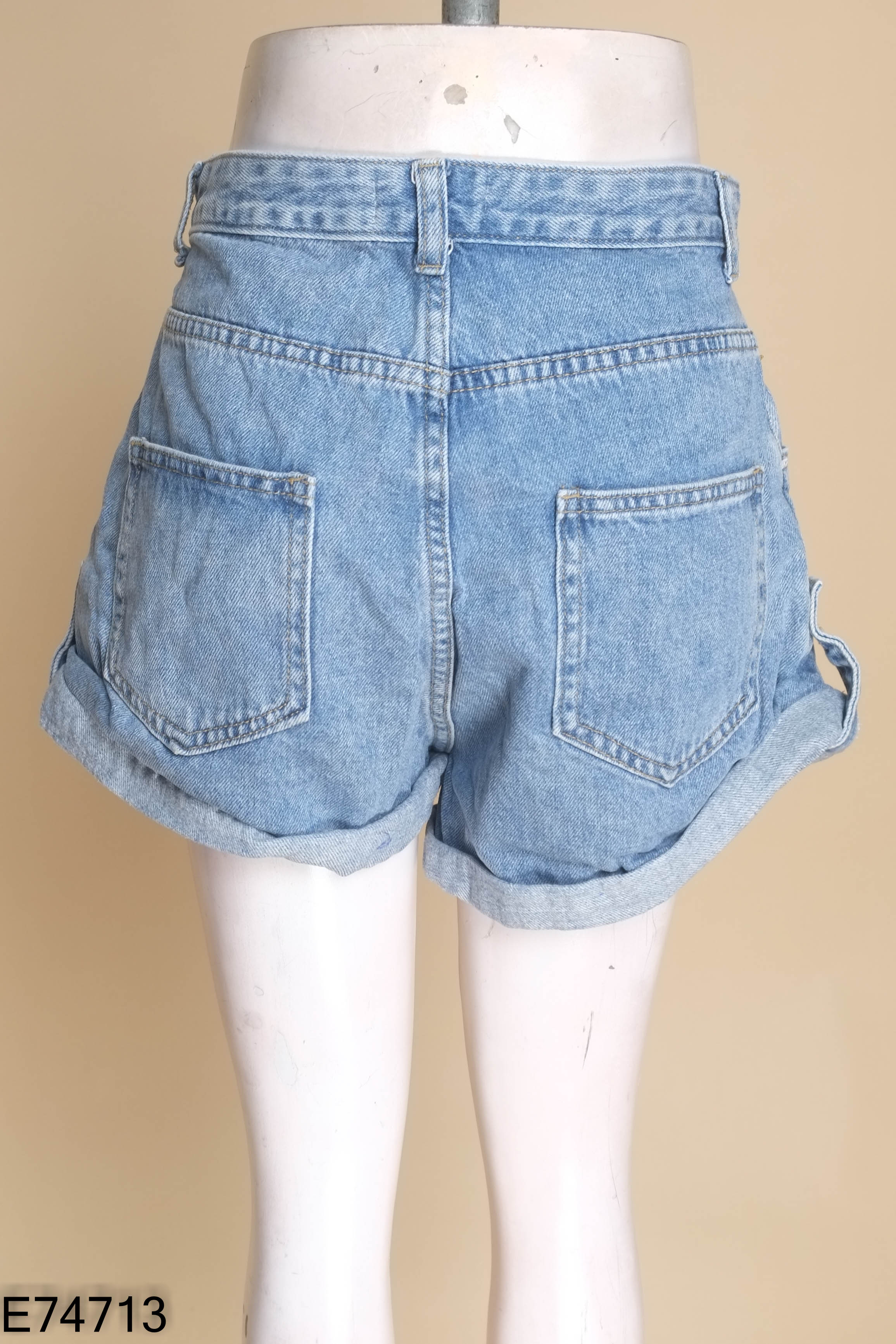 Quần shorts jeans xanh