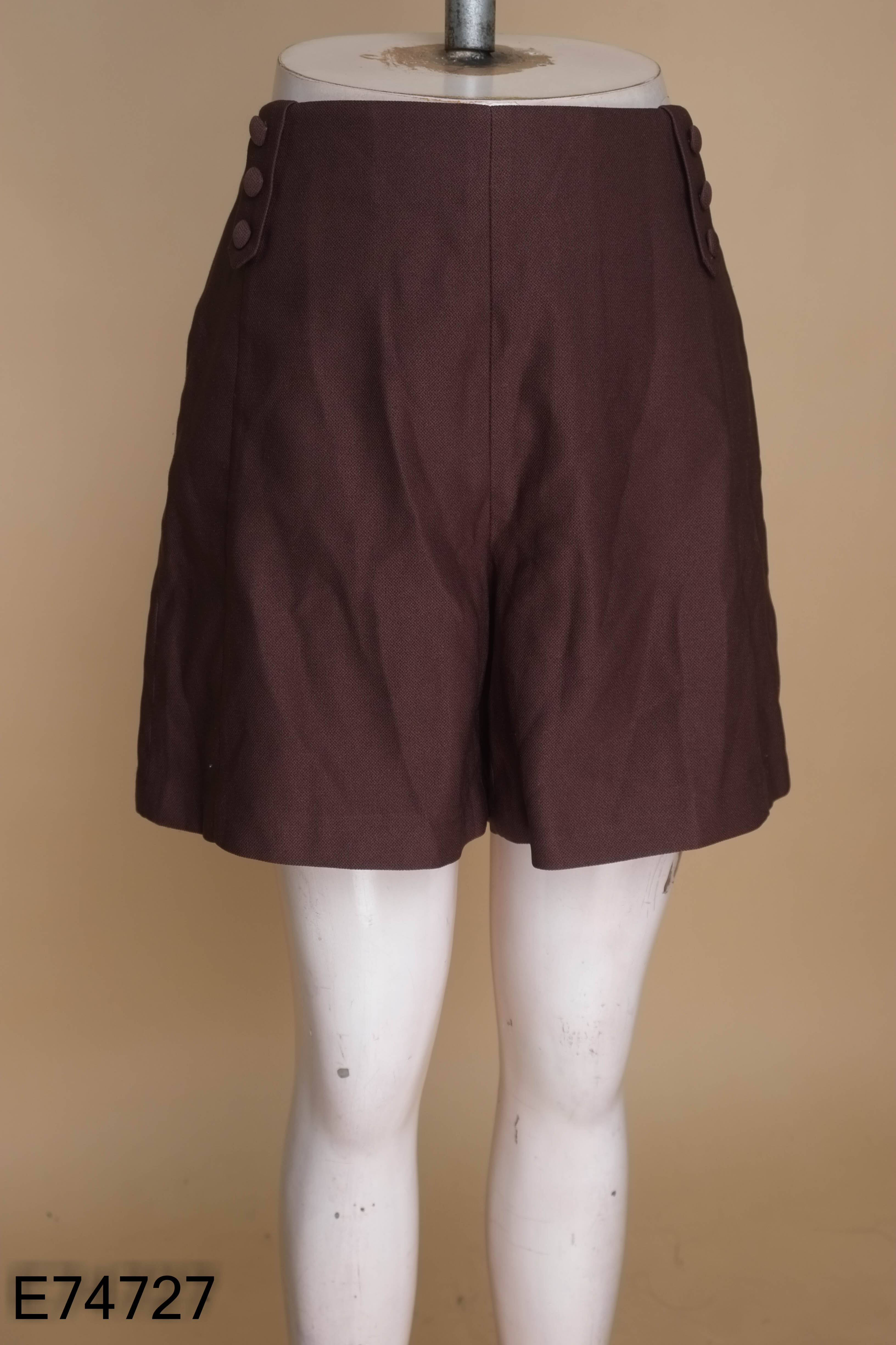 Quần shorts YODY nâu