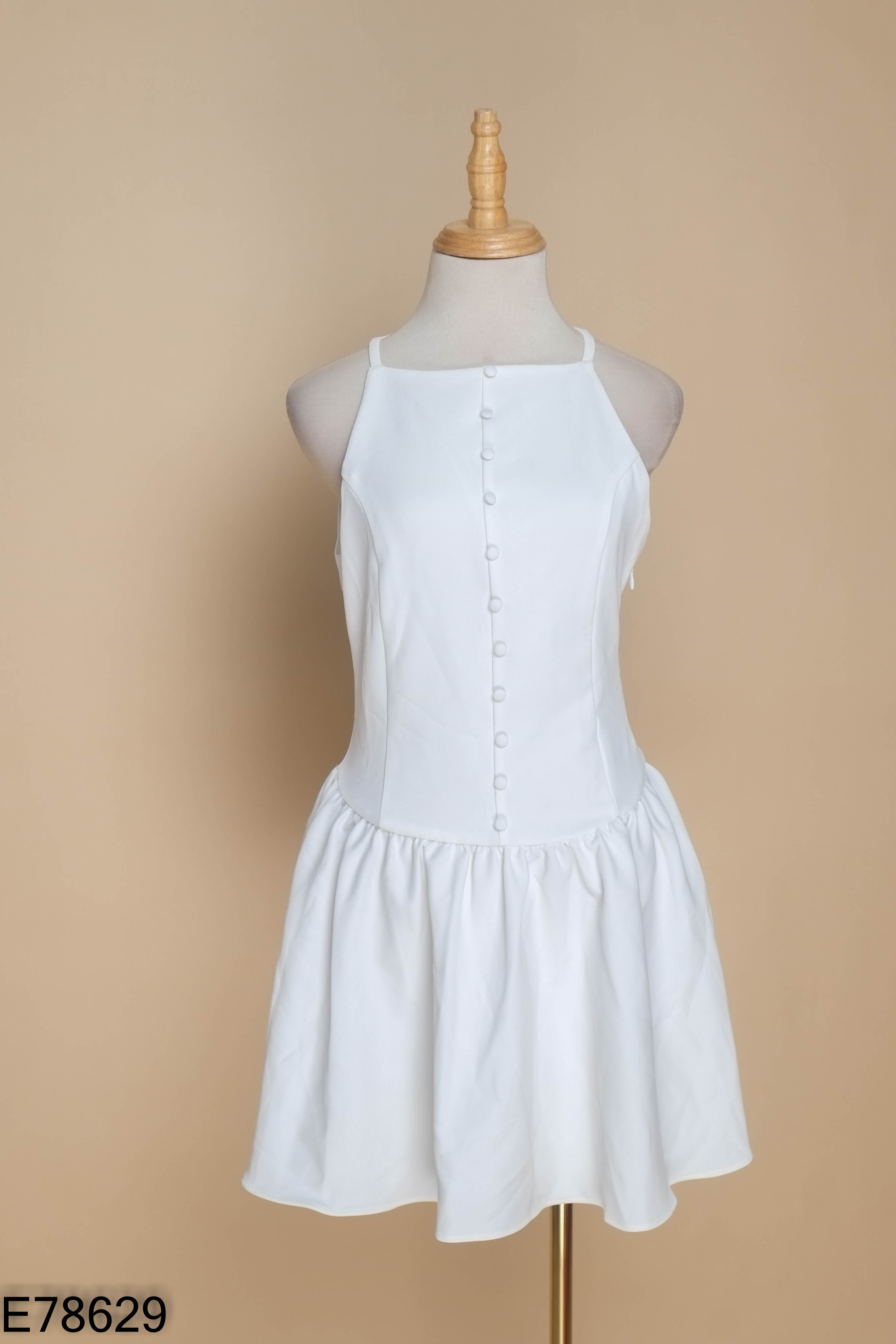 NEWTAG Váy trắng ZARA phối cúc bọc