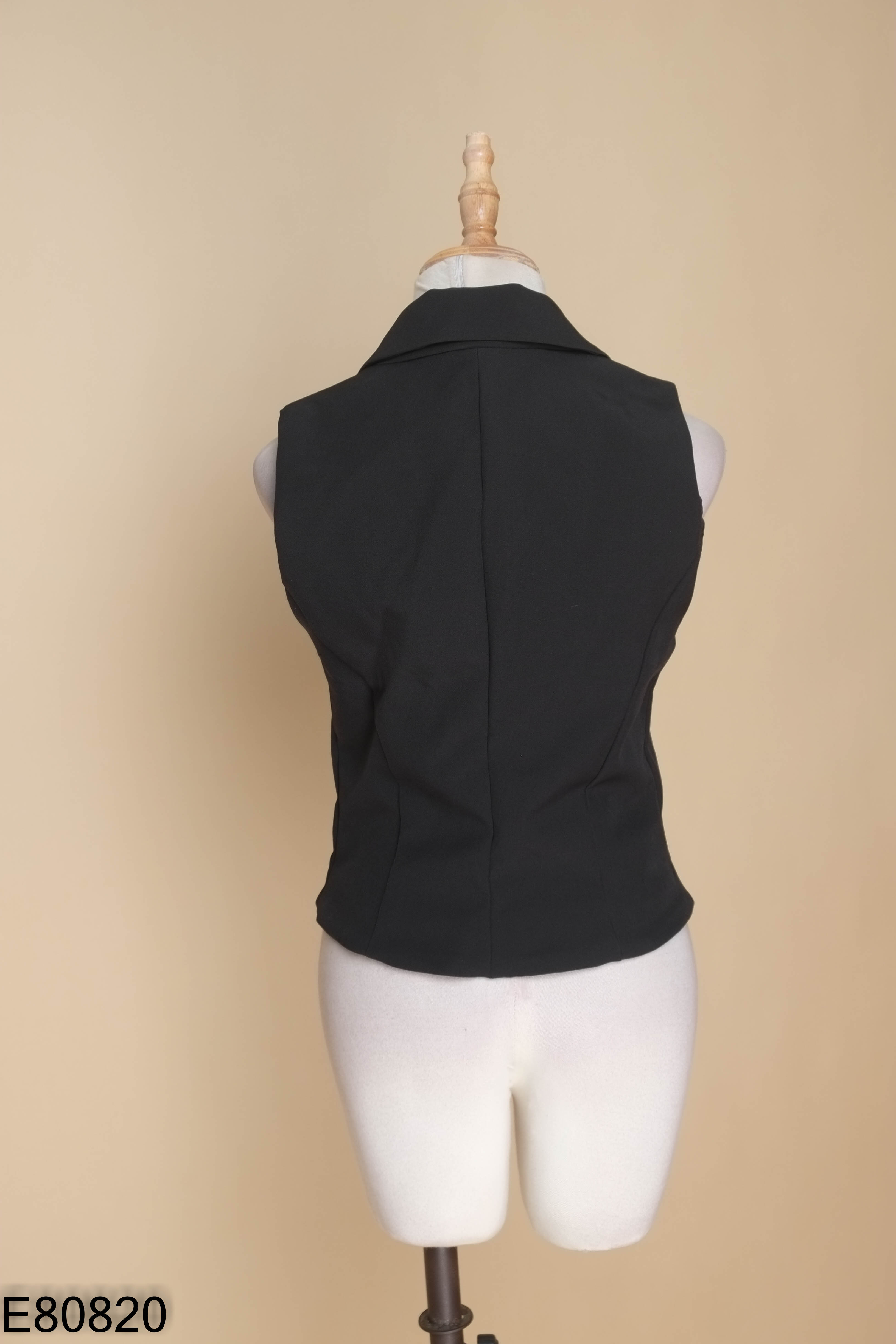 Áo vest đen ZARINA gile